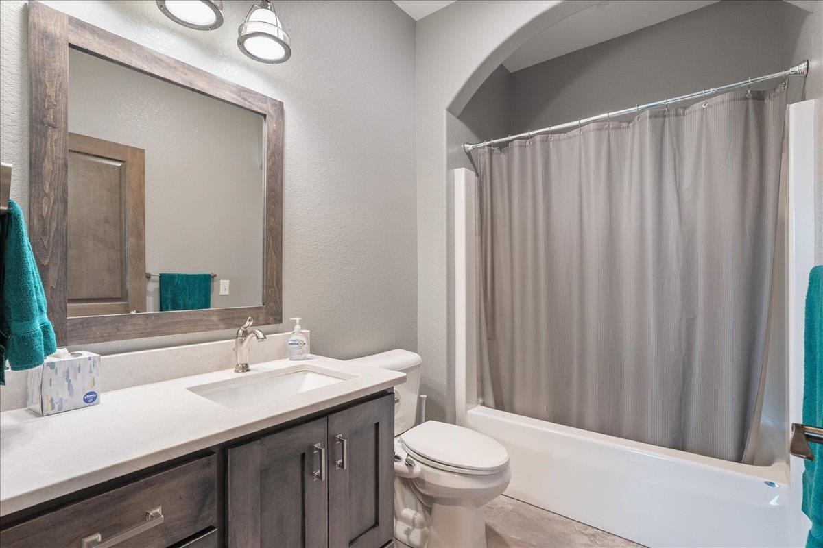 1415 E 20TH STREET, Marshfield, Wisconsin 54449, 2 Bedrooms Bedrooms, ,2 BathroomsBathrooms,Residential,For Sale,1415 E 20TH STREET,22502476