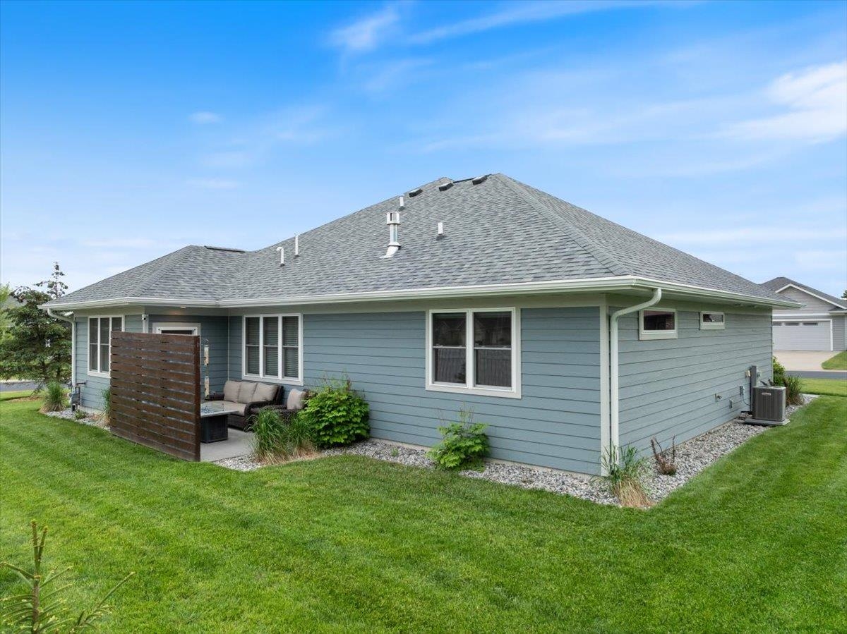 1415 E 20TH STREET, Marshfield, Wisconsin 54449, 2 Bedrooms Bedrooms, ,2 BathroomsBathrooms,Residential,For Sale,1415 E 20TH STREET,22502476