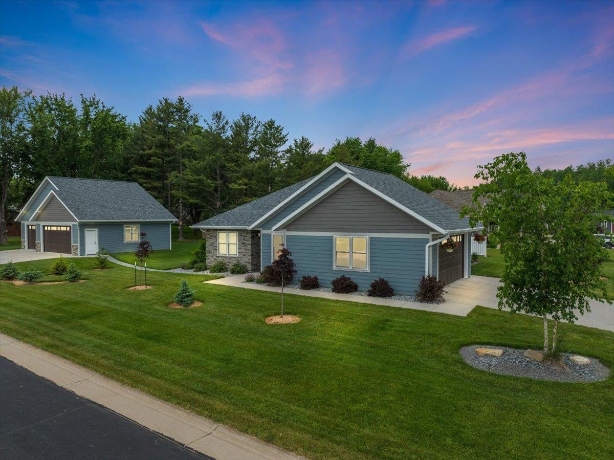 1415 E 20TH STREET, Marshfield, Wisconsin 54449, 2 Bedrooms Bedrooms, ,2 BathroomsBathrooms,Residential,For Sale,1415 E 20TH STREET,22502476