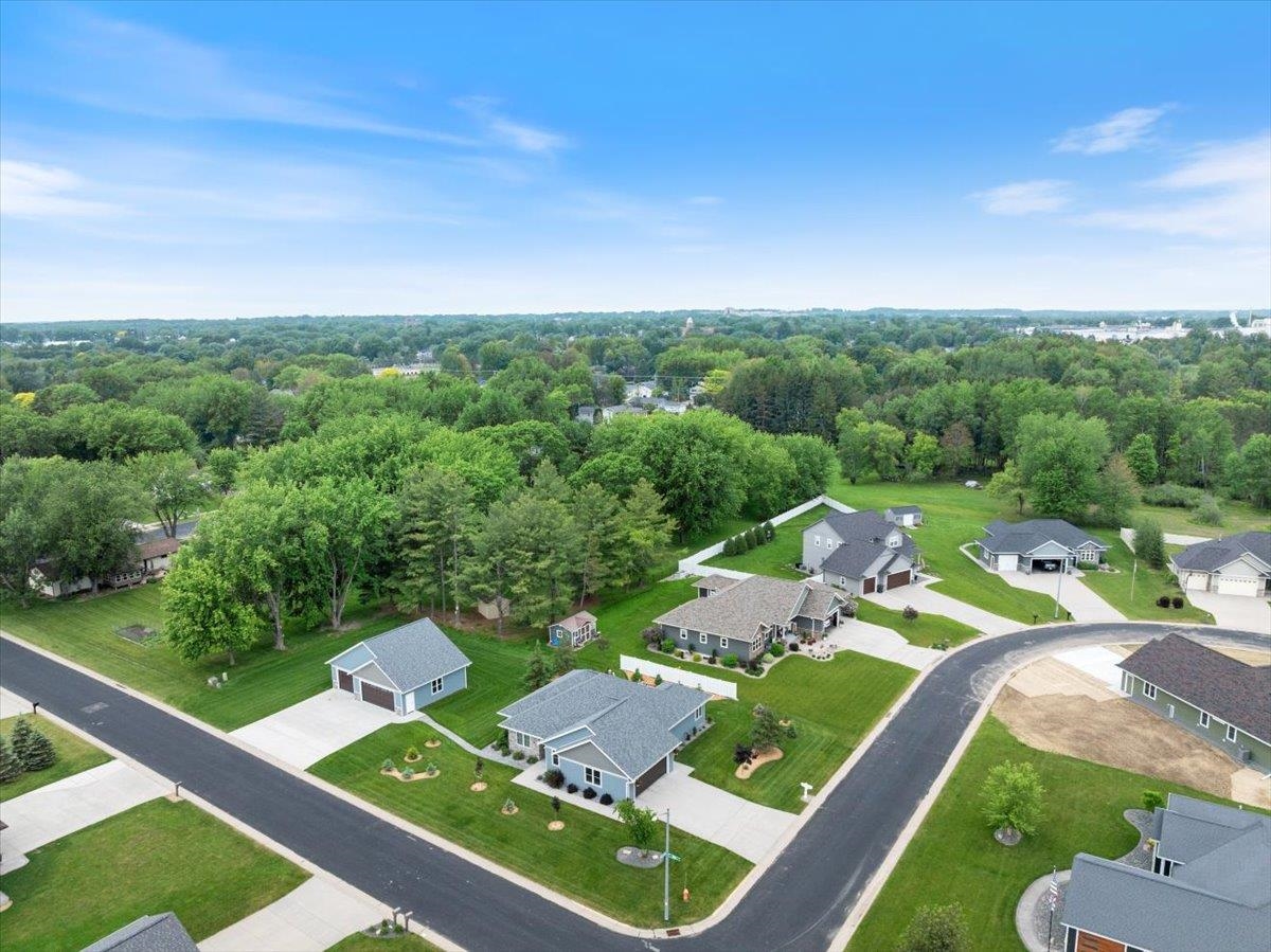 1415 E 20TH STREET, Marshfield, Wisconsin 54449, 2 Bedrooms Bedrooms, ,2 BathroomsBathrooms,Residential,For Sale,1415 E 20TH STREET,22502476