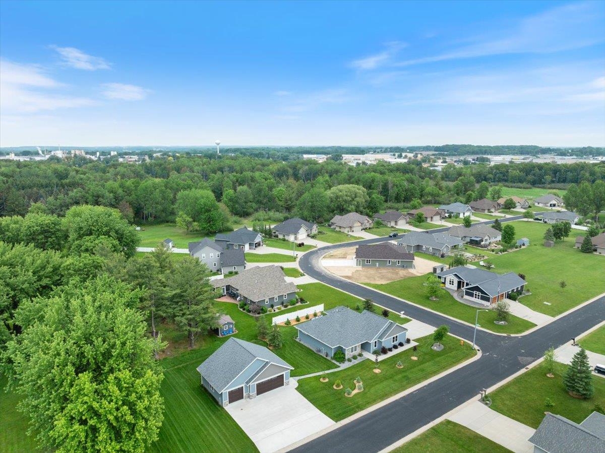 1415 E 20TH STREET, Marshfield, Wisconsin 54449, 2 Bedrooms Bedrooms, ,2 BathroomsBathrooms,Residential,For Sale,1415 E 20TH STREET,22502476