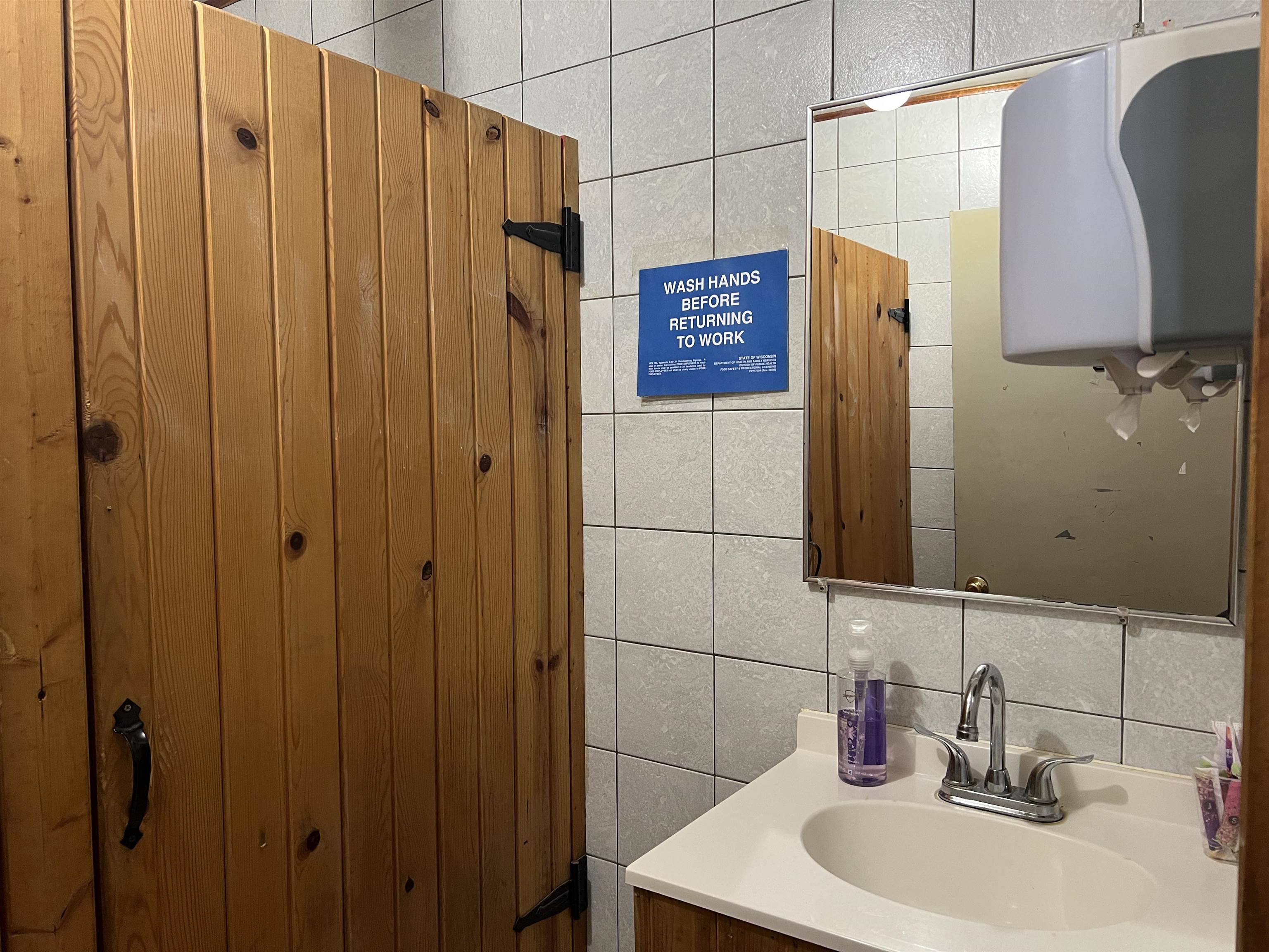 107 MAIN STREET NORTH, Rosholt, Wisconsin 54473, ,Commercial/industrial,For Sale,107 MAIN STREET NORTH,22502636