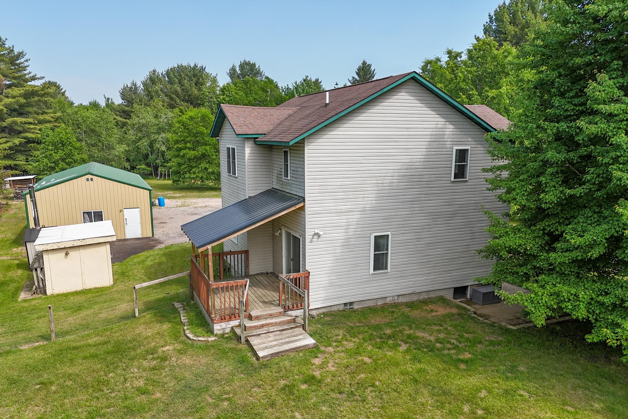 917 5TH AVENUE, Hancock, Wisconsin 54943, 3 Bedrooms Bedrooms, ,2 BathroomsBathrooms,Residential,For Sale,917 5TH AVENUE,22502644