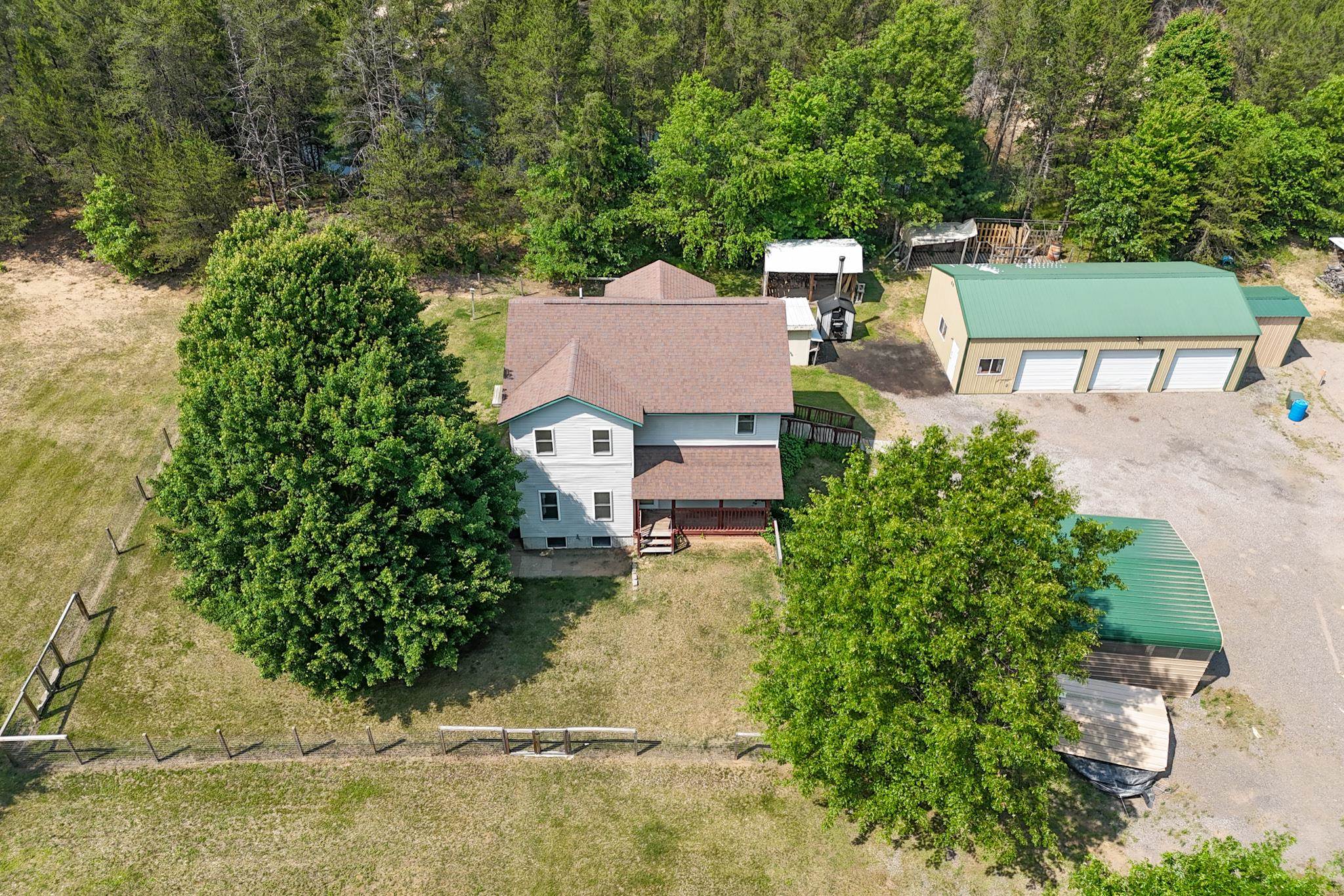 917 5TH AVENUE, Hancock, Wisconsin 54943, 3 Bedrooms Bedrooms, ,2 BathroomsBathrooms,Residential,For Sale,917 5TH AVENUE,22502644