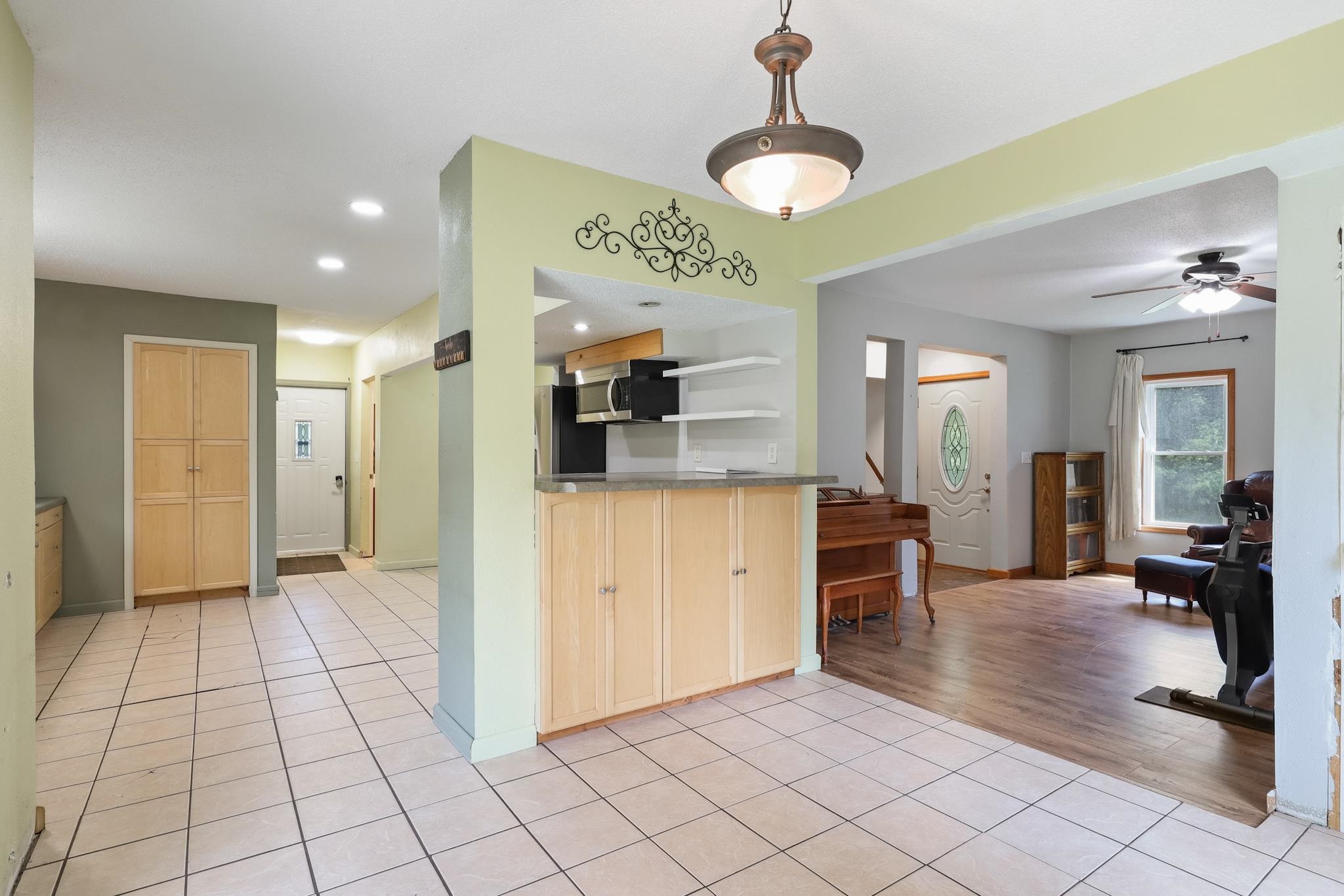 917 5TH AVENUE, Hancock, Wisconsin 54943, 3 Bedrooms Bedrooms, ,2 BathroomsBathrooms,Residential,For Sale,917 5TH AVENUE,22502644
