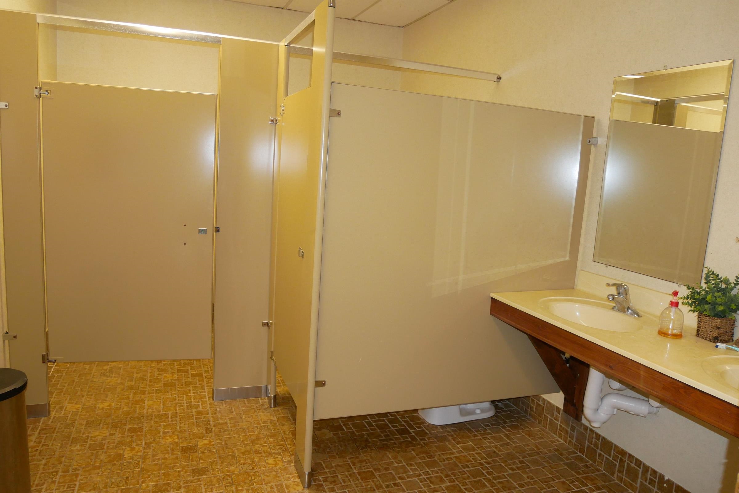 325 N CENTRAL AVENUE, Owen, Wisconsin 54460, ,Commercial/industrial,For Sale,325 N CENTRAL AVENUE,22502658