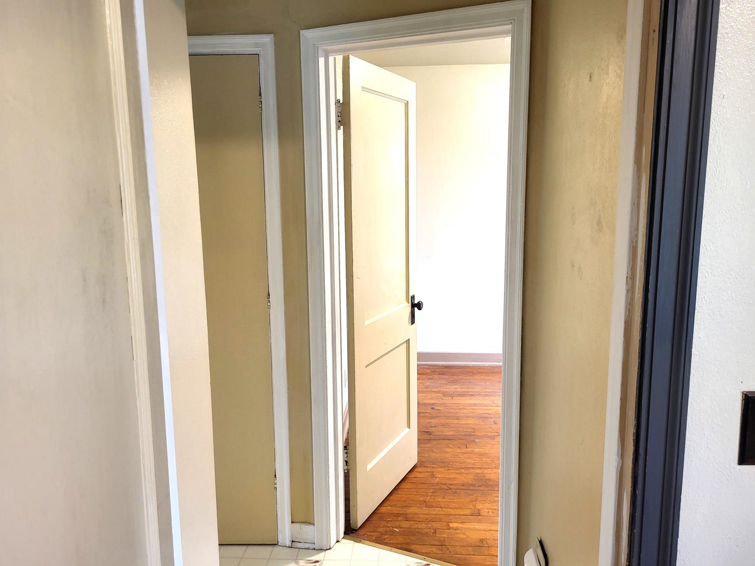 406 N WALNUT AVENUE, Marshfield, Wisconsin 54449, 2 Bedrooms Bedrooms, ,1 BathroomBathrooms,Residential,For Sale,406 N WALNUT AVENUE,22502661