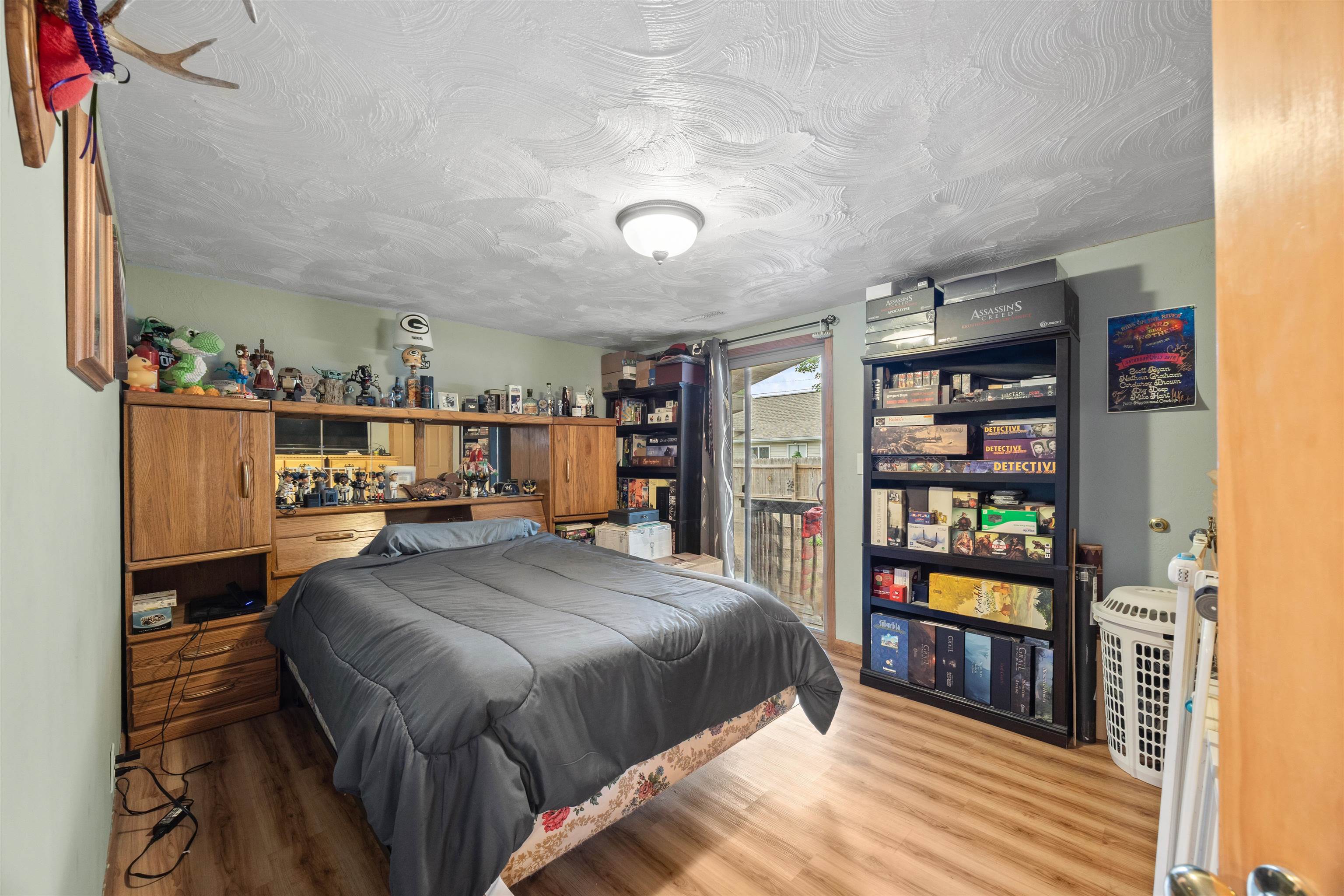 2108 OAK STREET, Stevens Point, Wisconsin 54481, 4 Bedrooms Bedrooms, ,1 BathroomBathrooms,Residential,For Sale,2108 OAK STREET,22502665