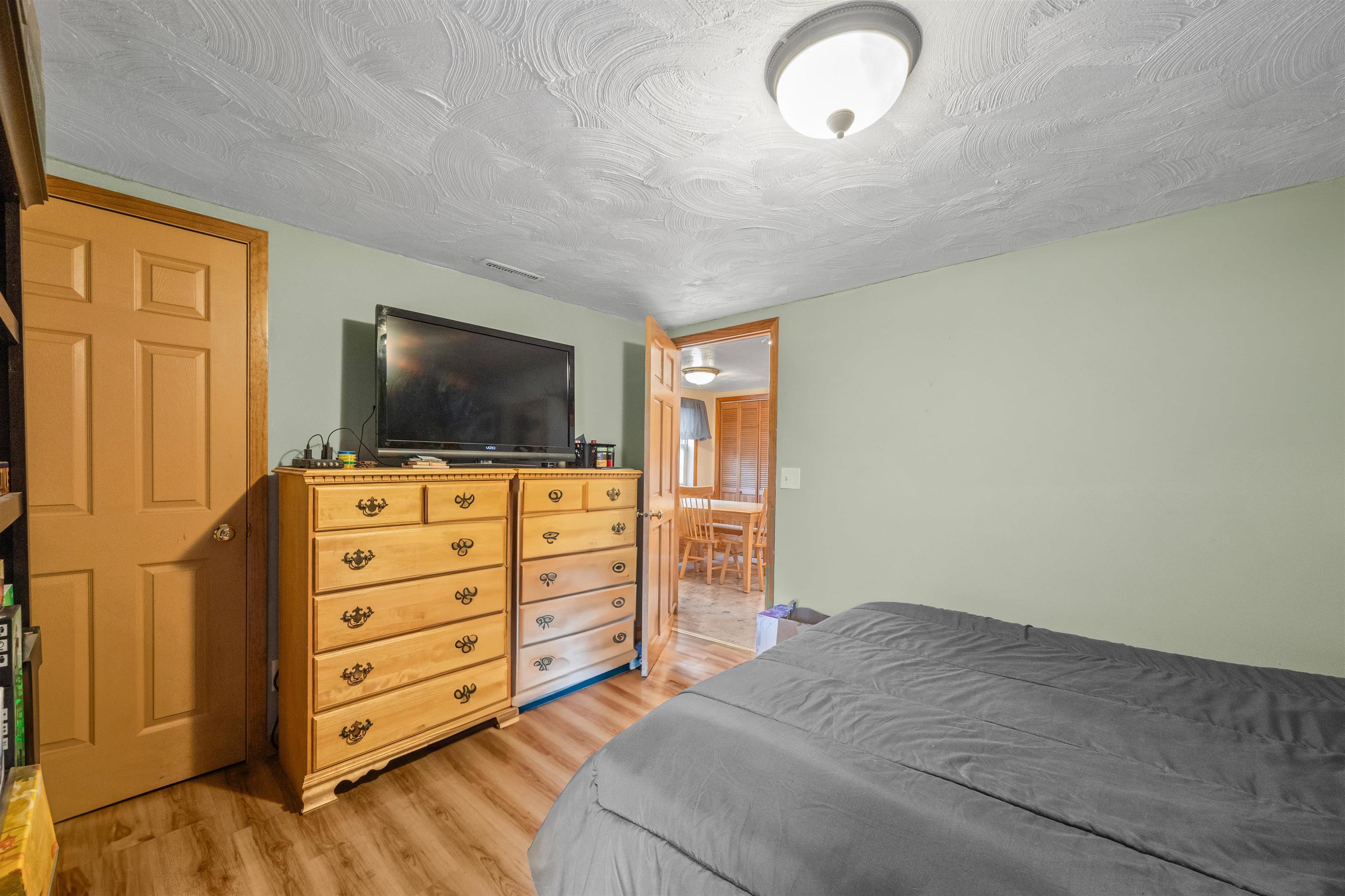 2108 OAK STREET, Stevens Point, Wisconsin 54481, 4 Bedrooms Bedrooms, ,1 BathroomBathrooms,Residential,For Sale,2108 OAK STREET,22502665