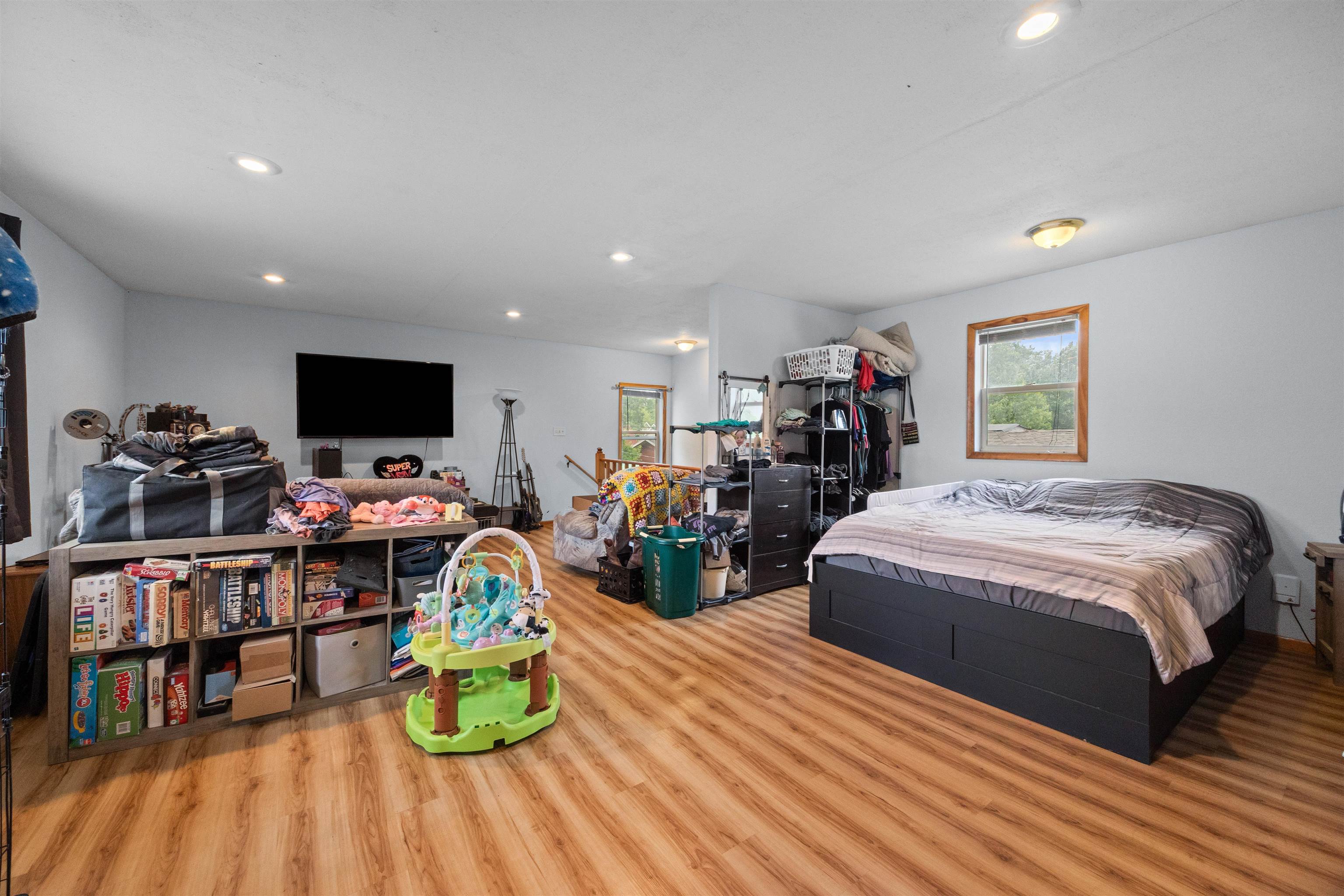 2108 OAK STREET, Stevens Point, Wisconsin 54481, 4 Bedrooms Bedrooms, ,1 BathroomBathrooms,Residential,For Sale,2108 OAK STREET,22502665