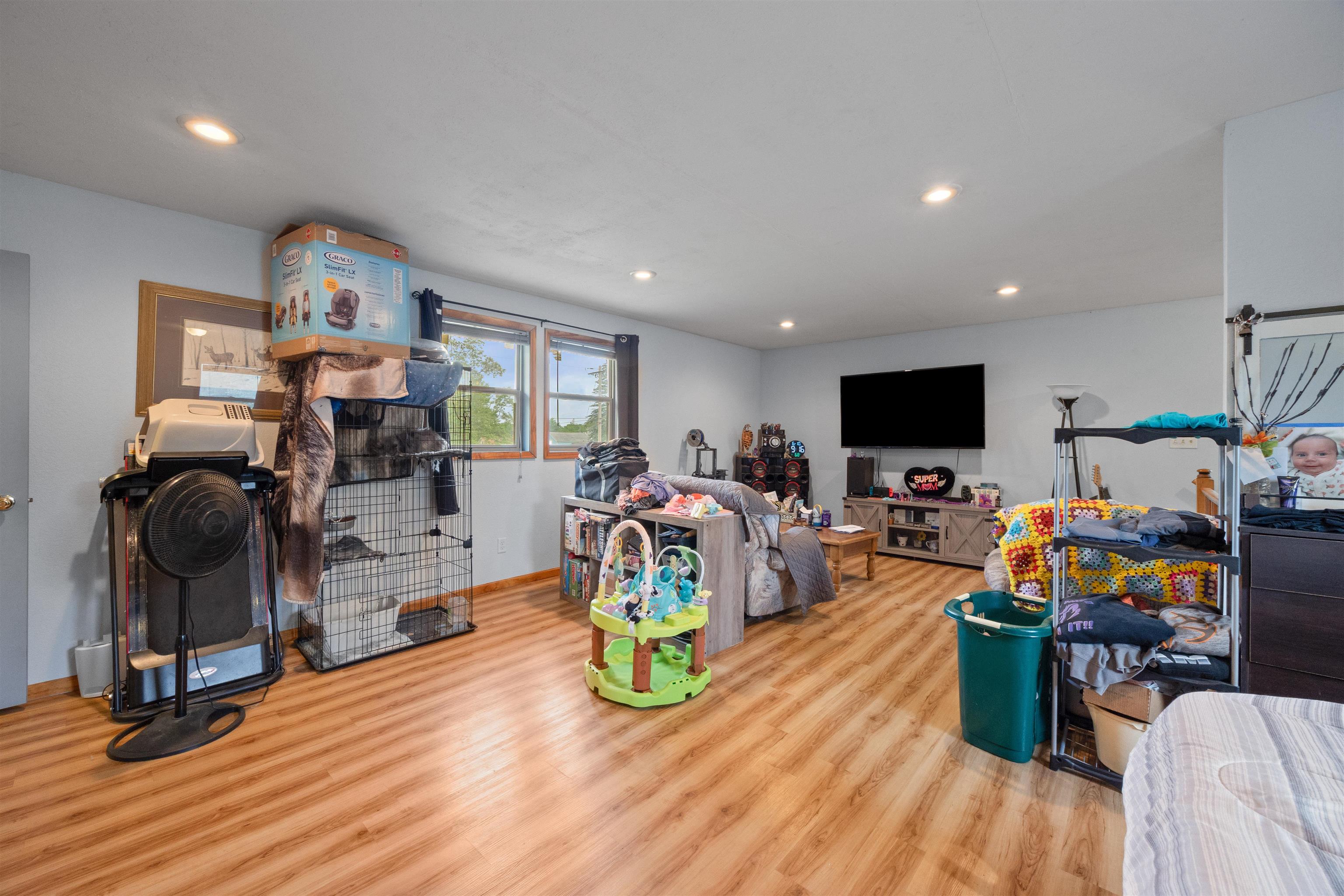 2108 OAK STREET, Stevens Point, Wisconsin 54481, 4 Bedrooms Bedrooms, ,1 BathroomBathrooms,Residential,For Sale,2108 OAK STREET,22502665