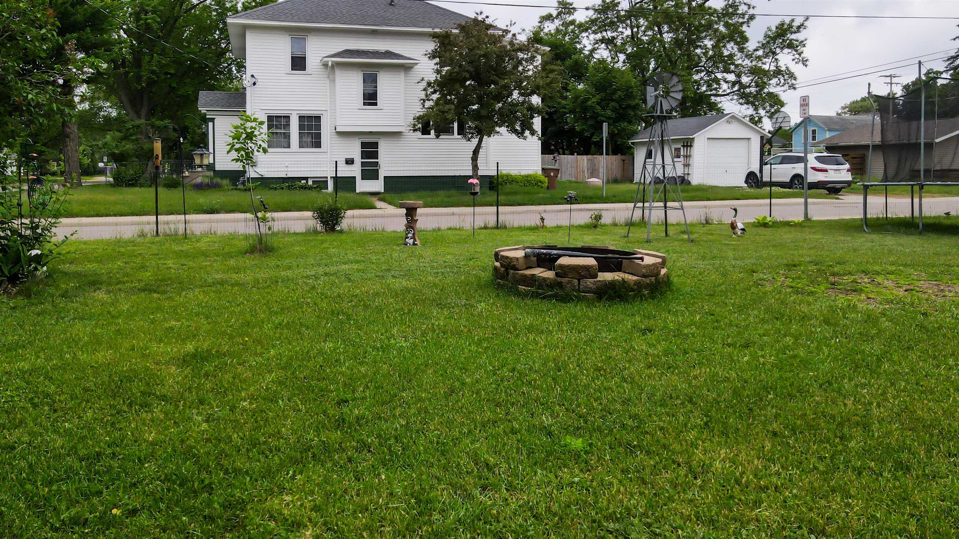 2108 OAK STREET, Stevens Point, Wisconsin 54481, 4 Bedrooms Bedrooms, ,1 BathroomBathrooms,Residential,For Sale,2108 OAK STREET,22502665