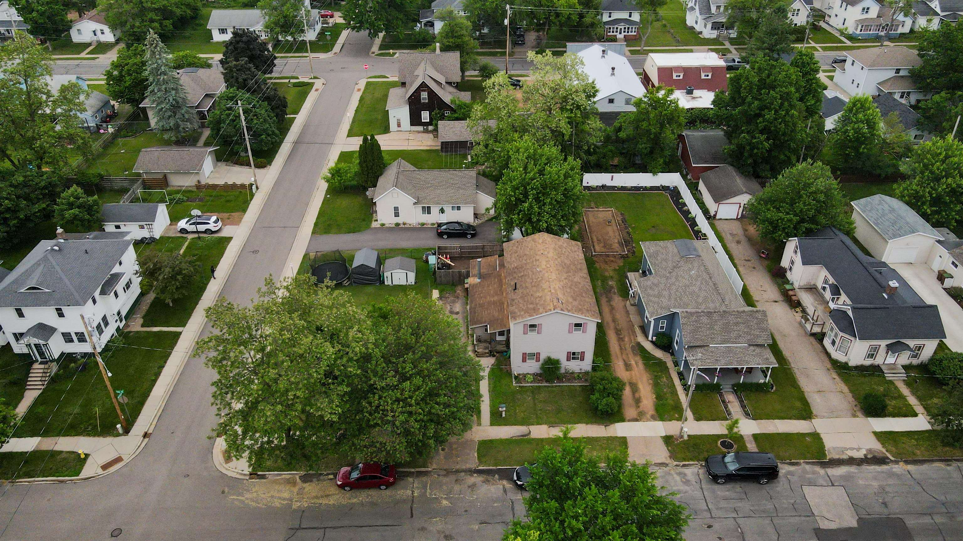 2108 OAK STREET, Stevens Point, Wisconsin 54481, 4 Bedrooms Bedrooms, ,1 BathroomBathrooms,Residential,For Sale,2108 OAK STREET,22502665