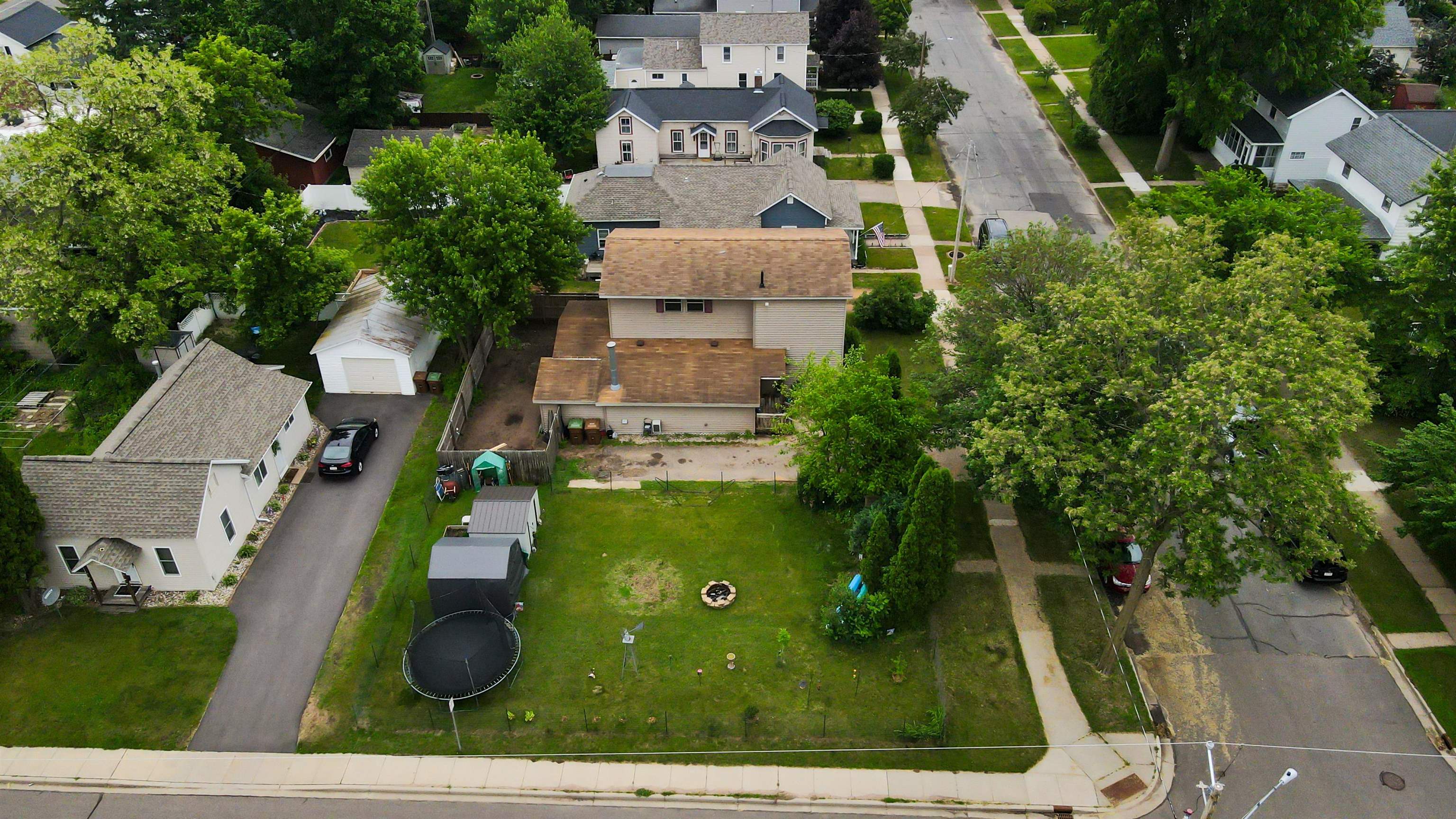 2108 OAK STREET, Stevens Point, Wisconsin 54481, 4 Bedrooms Bedrooms, ,1 BathroomBathrooms,Residential,For Sale,2108 OAK STREET,22502665