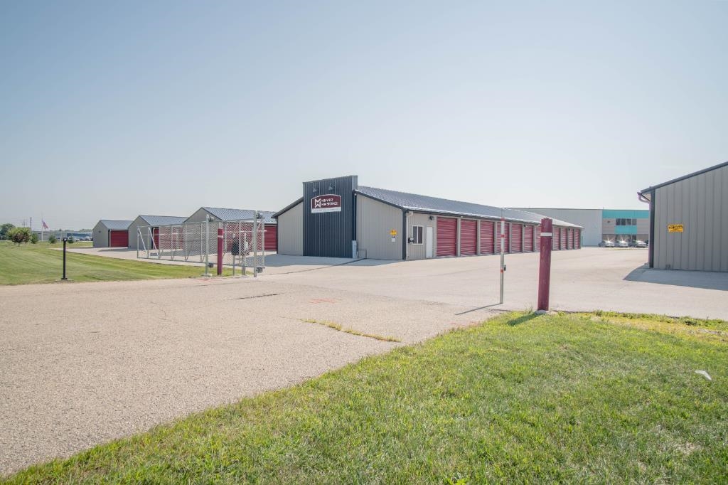 215 County Road CB, Neenah, Wisconsin 54956, ,Commercial/industrial,For Sale,215 County Road CB,22502710