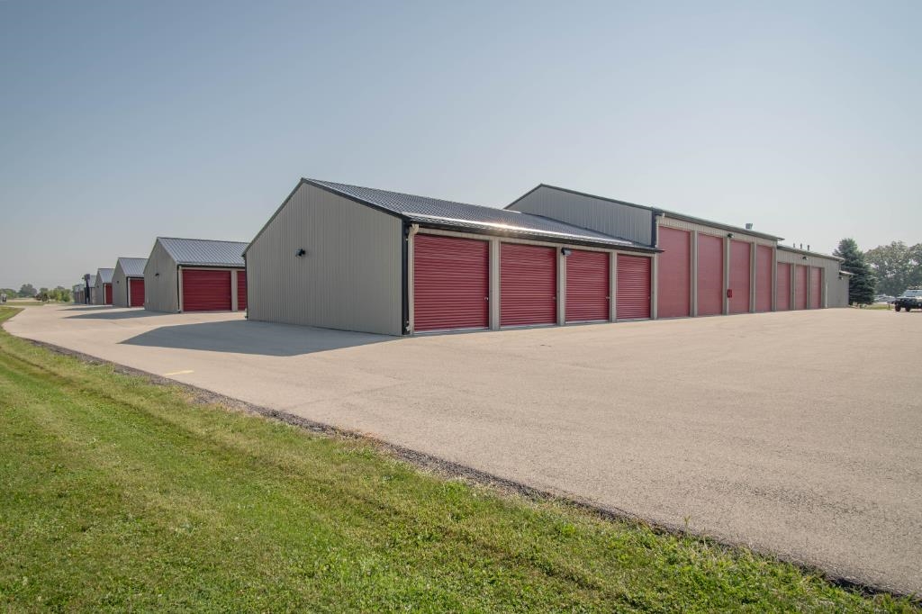 215 County Road CB, Neenah, Wisconsin 54956, ,Commercial/industrial,For Sale,215 County Road CB,22502710
