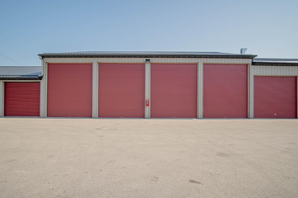 215 County Road CB, Neenah, Wisconsin 54956, ,Commercial/industrial,For Sale,215 County Road CB,22502710