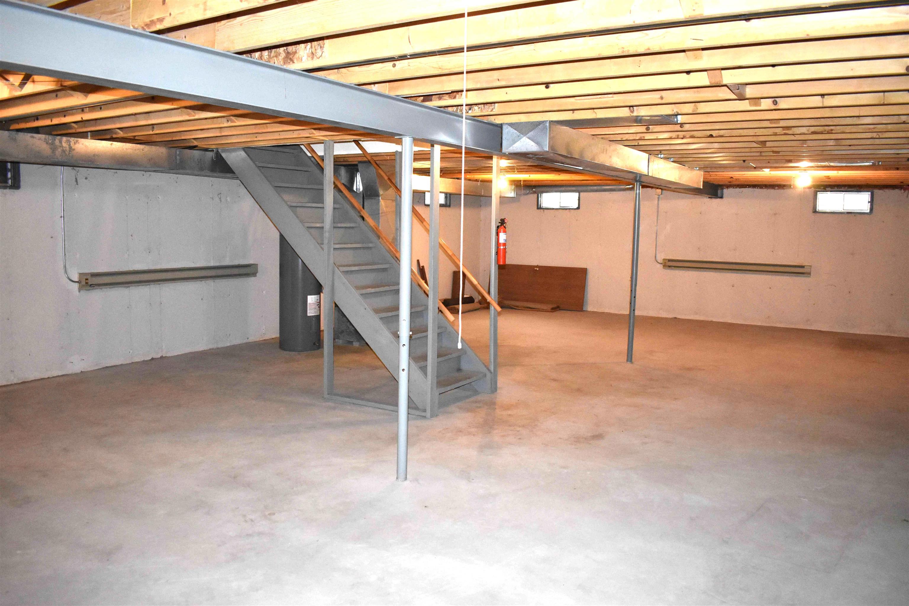 927 S OAKWOOD STREET, Hancock, Wisconsin 54943, 3 Bedrooms Bedrooms, ,1 BathroomBathrooms,Residential,For Sale,927 S OAKWOOD STREET,22503106