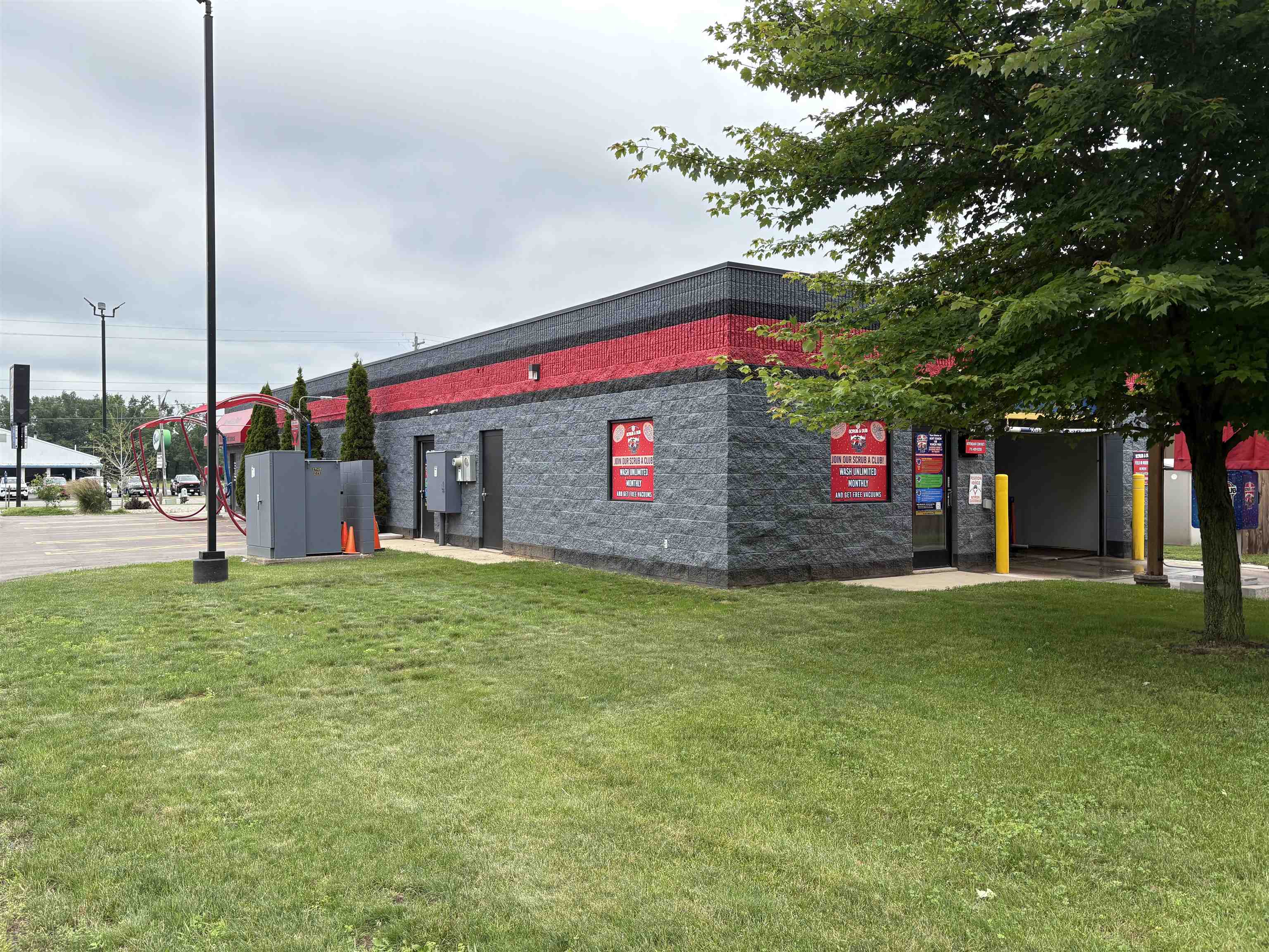 1272 E GREEN BAY STREET, Shawano, Wisconsin 54166, ,Commercial/industrial,For Sale,1272 E GREEN BAY STREET,22503234