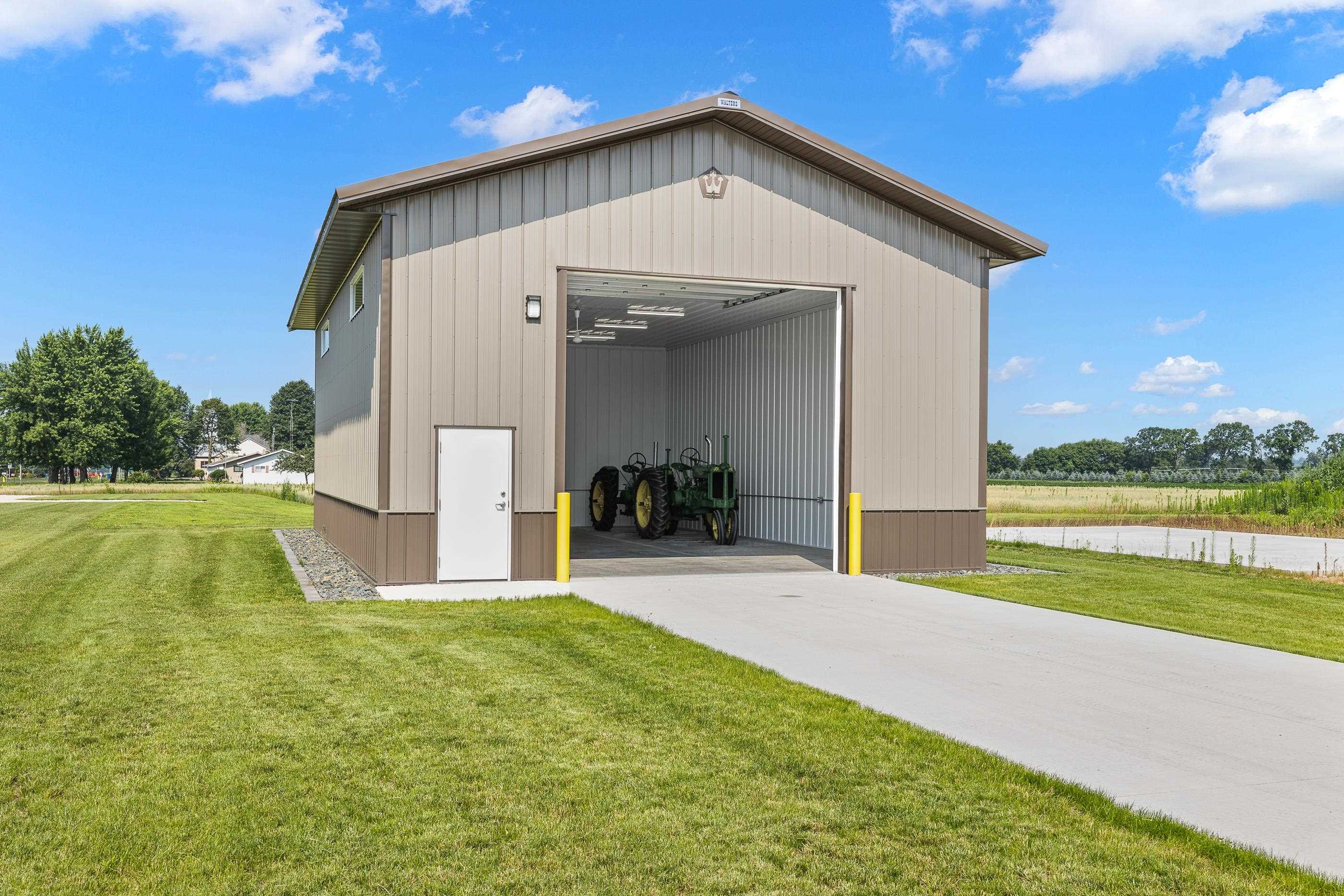 1836 ELLIS ROAD, Custer, Wisconsin 54423, ,Commercial/industrial,For Sale,1836 ELLIS ROAD,22503257