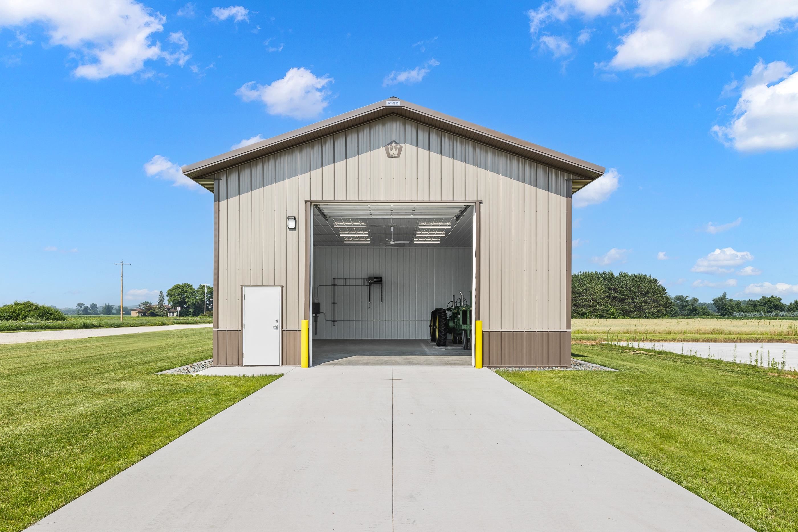 1836 ELLIS ROAD, Custer, Wisconsin 54423, ,Commercial/industrial,For Sale,1836 ELLIS ROAD,22503257