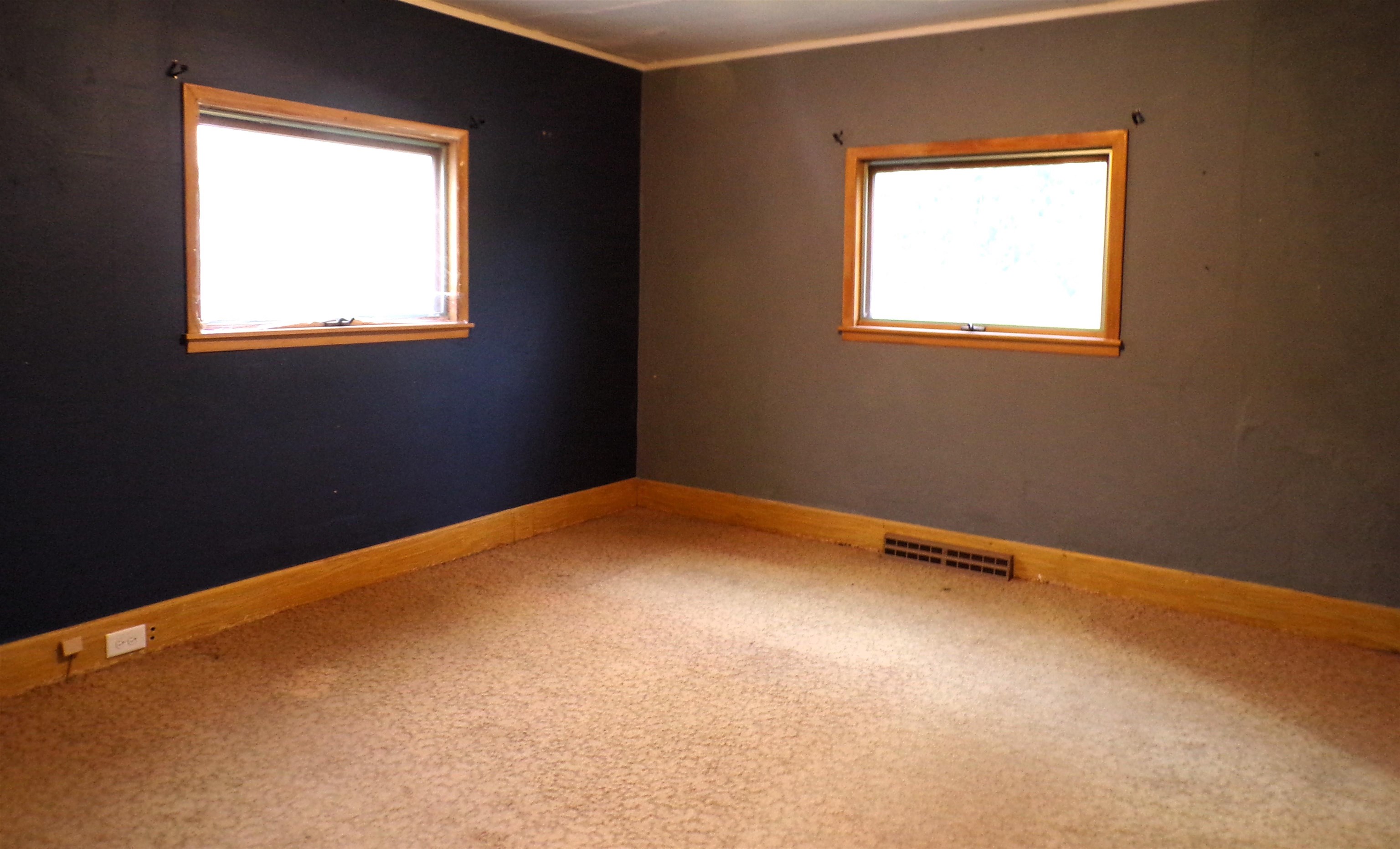 609 E SCHOFIELD AVENUE, Greenwood, Wisconsin 54437, 4 Bedrooms Bedrooms, ,2 BathroomsBathrooms,Residential,For Sale,609 E SCHOFIELD AVENUE,22503388