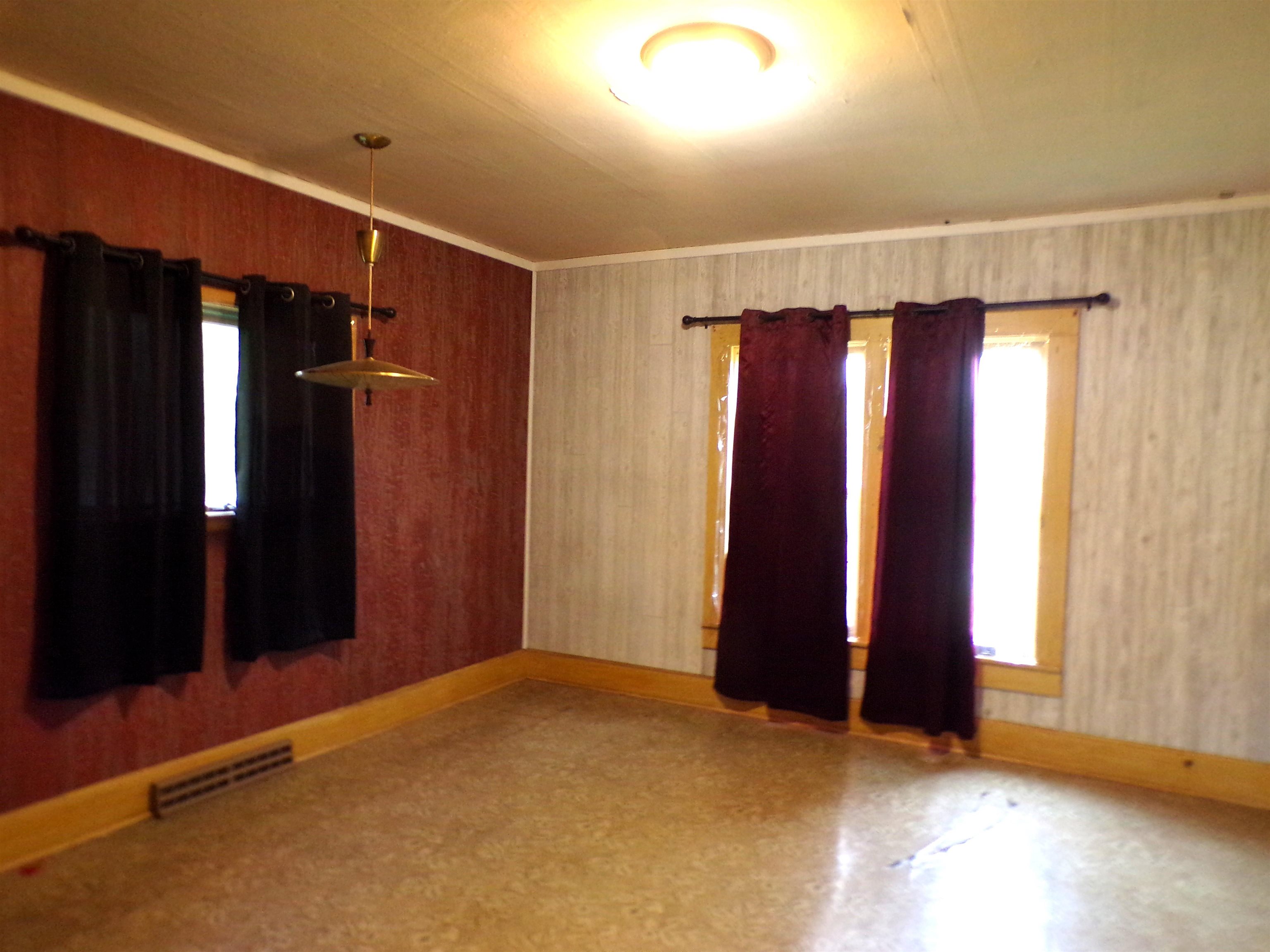 609 E SCHOFIELD AVENUE, Greenwood, Wisconsin 54437, 4 Bedrooms Bedrooms, ,2 BathroomsBathrooms,Residential,For Sale,609 E SCHOFIELD AVENUE,22503388