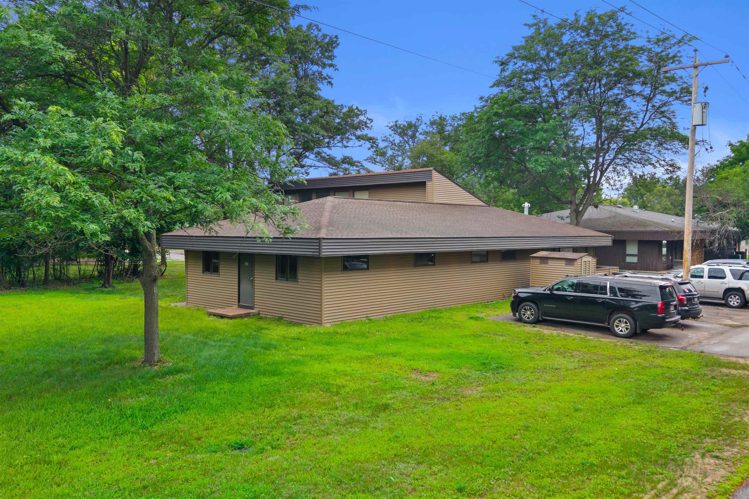 120 WILSHIRE BOULEVARD NORTH, Stevens Point, Wisconsin 54481, ,Commercial/industrial,For Sale,120 WILSHIRE BOULEVARD NORTH,22503444