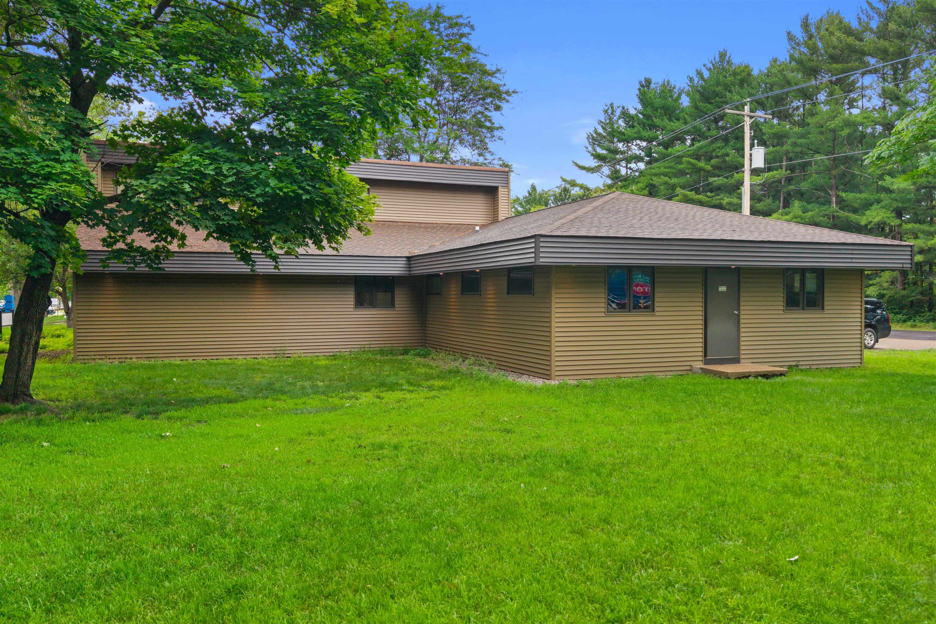 120 WILSHIRE BOULEVARD NORTH, Stevens Point, Wisconsin 54481, ,Commercial/industrial,For Sale,120 WILSHIRE BOULEVARD NORTH,22503444