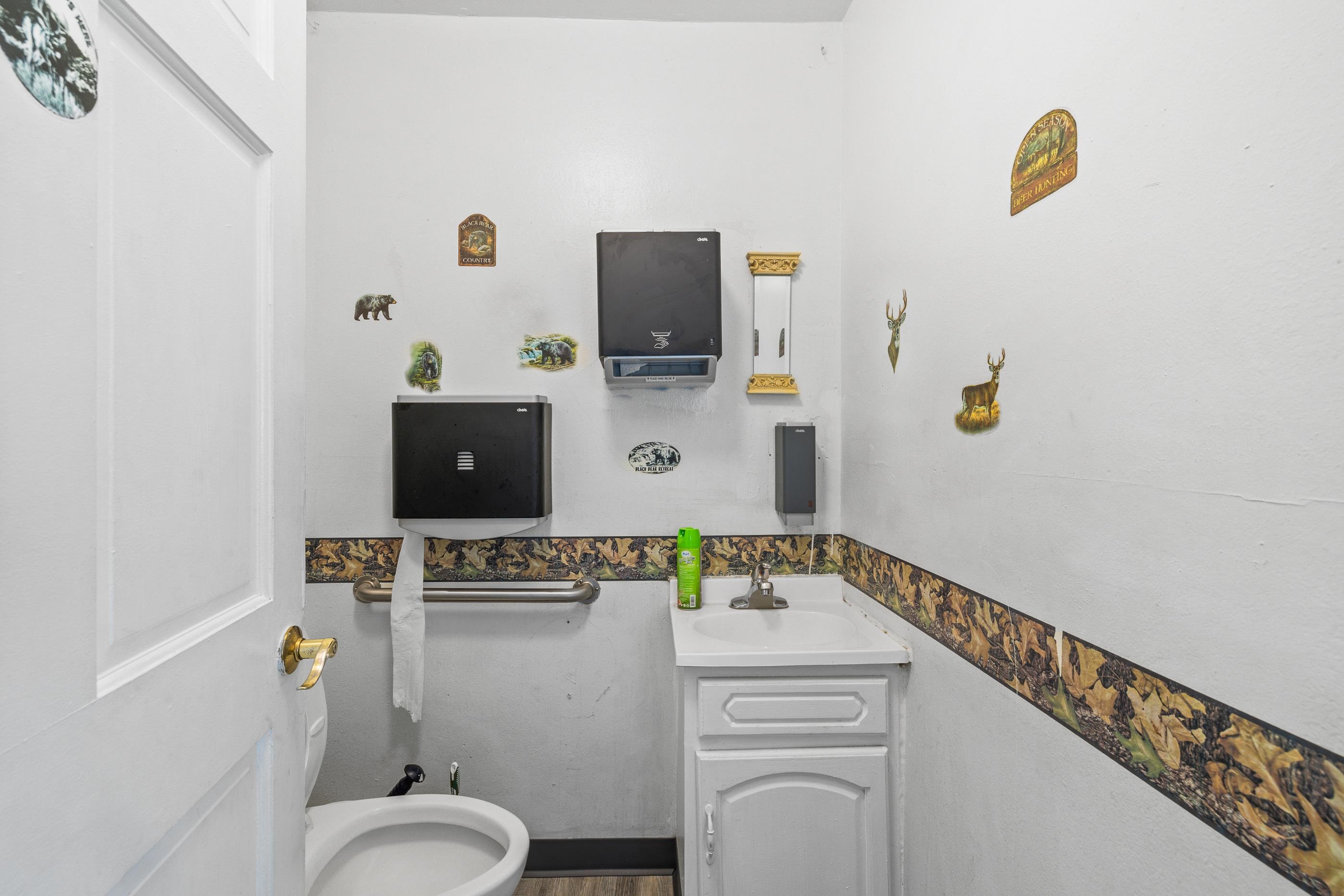 601 MAIN STREET, Junction City, Wisconsin 54443, ,Commercial/industrial,For Sale,601 MAIN STREET,22503482