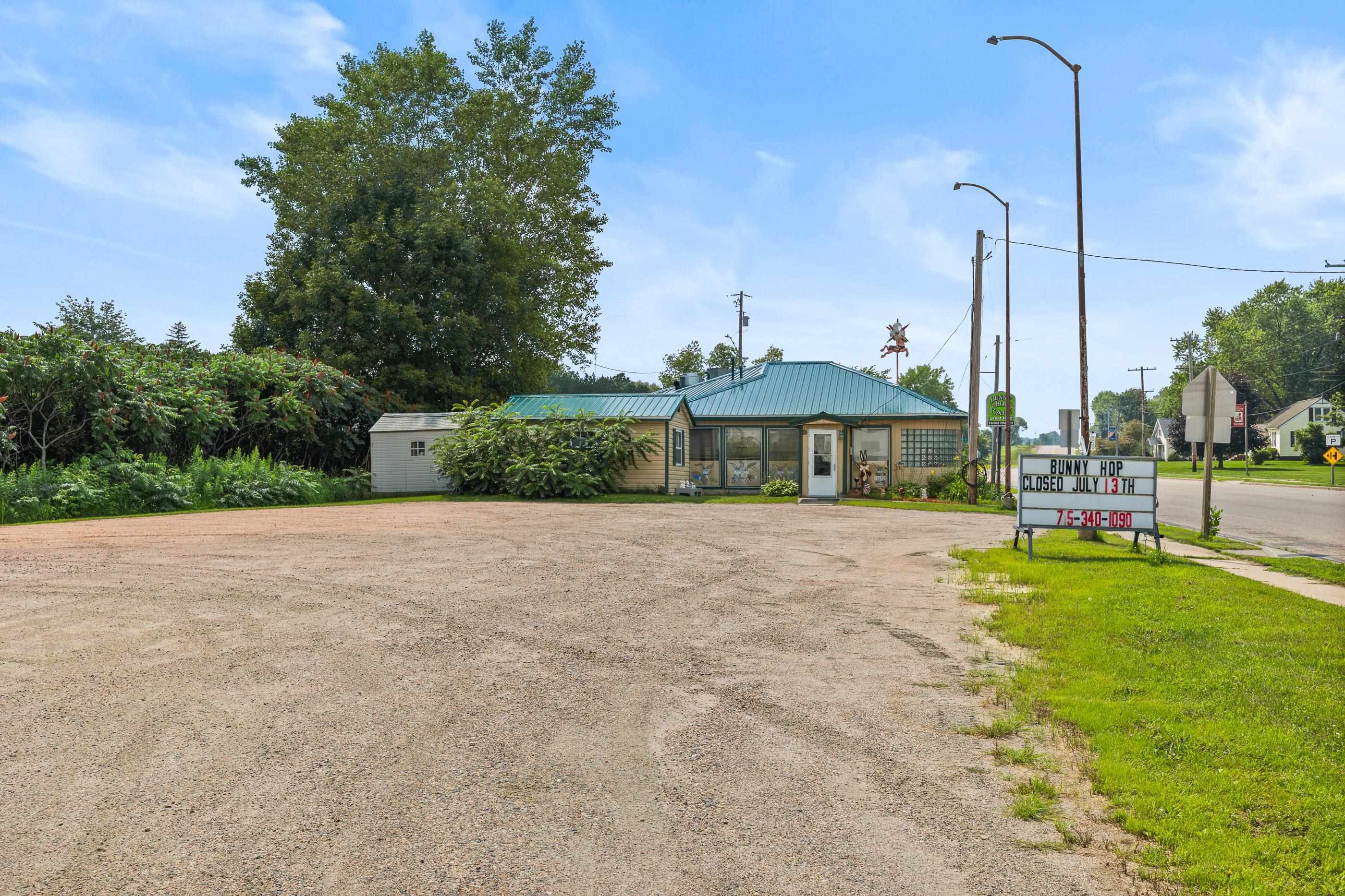 601 MAIN STREET, Junction City, Wisconsin 54443, ,Commercial/industrial,For Sale,601 MAIN STREET,22503482