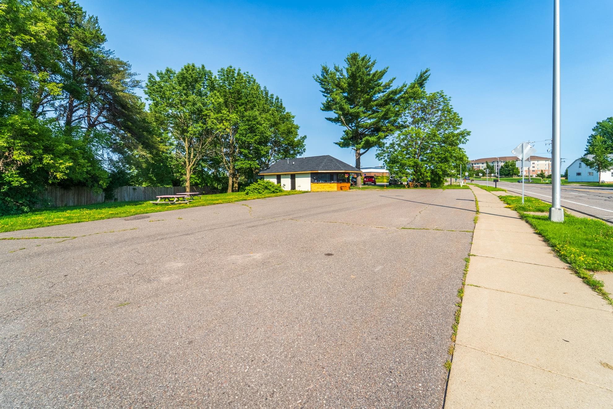 1707 MERRILL AVENUE, Wausau, Wisconsin 54401, ,Commercial/industrial,For Sale,1707 MERRILL AVENUE,22503587