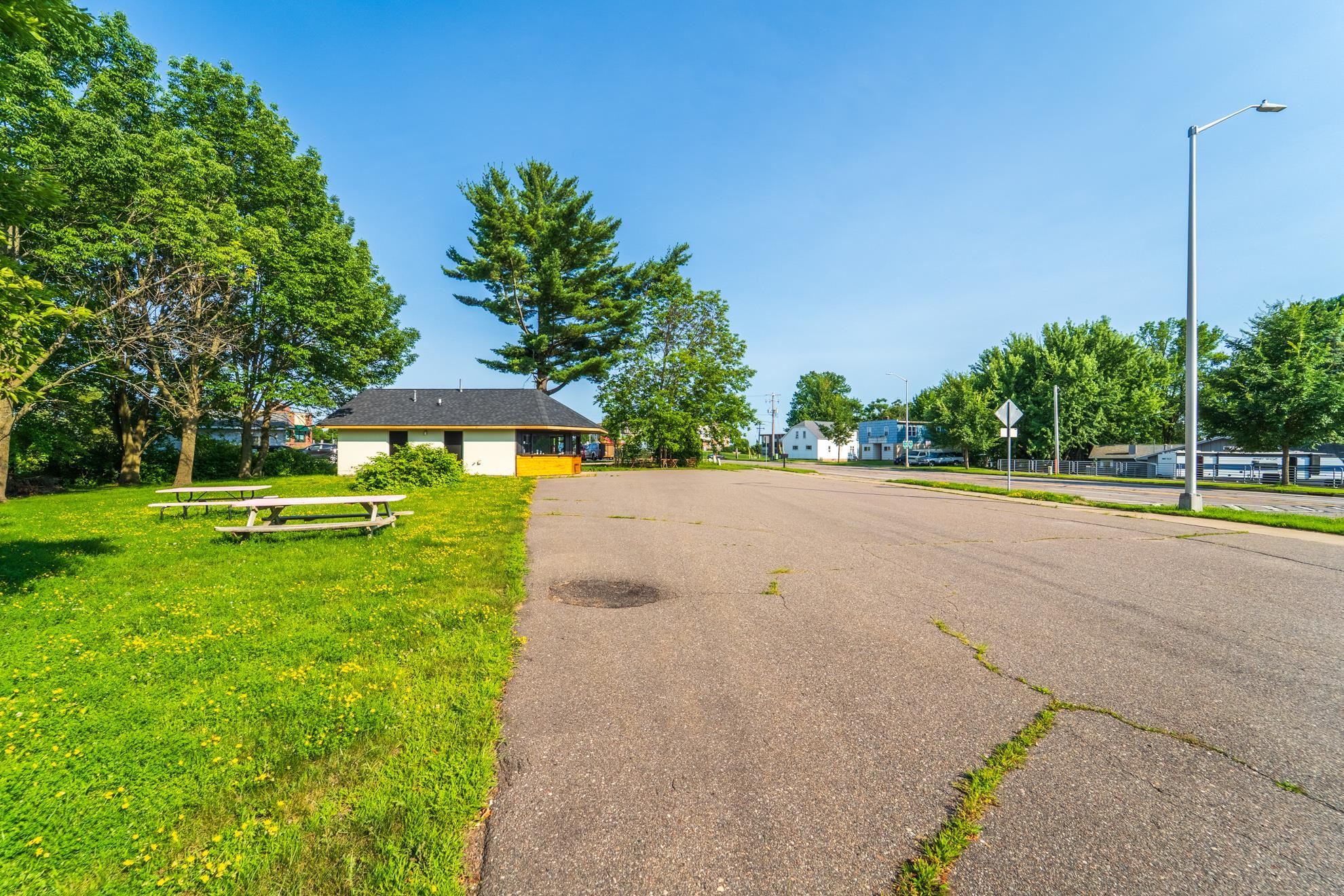 1707 MERRILL AVENUE, Wausau, Wisconsin 54401, ,Commercial/industrial,For Sale,1707 MERRILL AVENUE,22503587