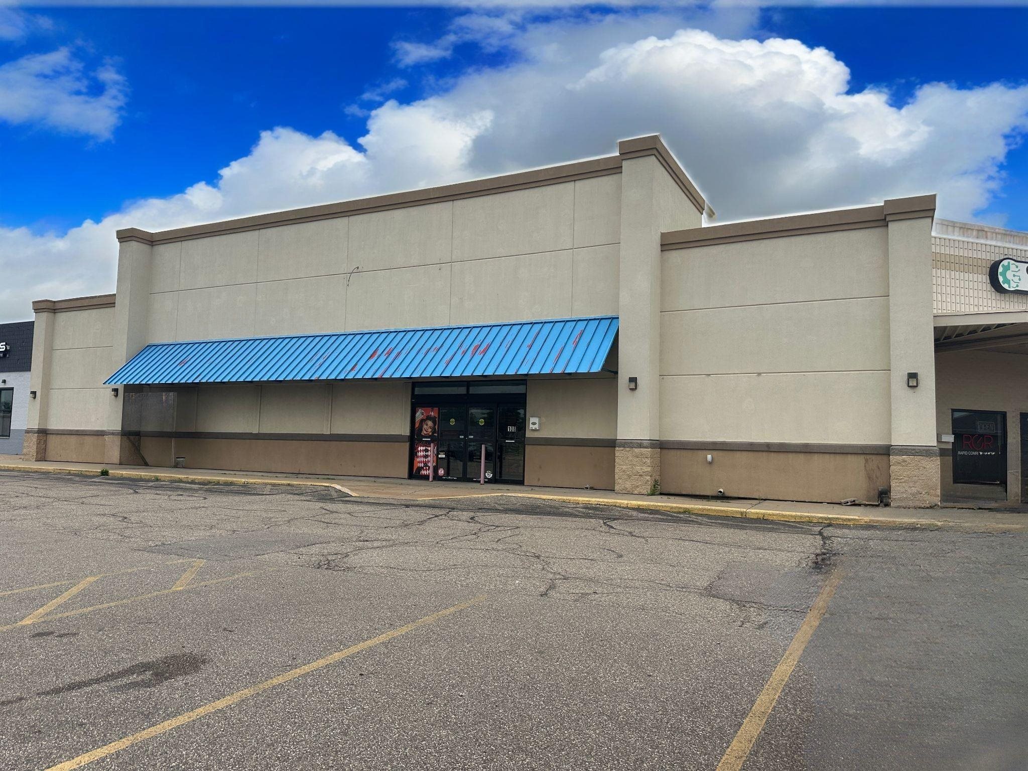 2111 8TH STREET SOUTH, Wisconsin Rapids, Wisconsin 54494, ,Commercial/industrial,For Rent,2111 8TH STREET SOUTH,22503834