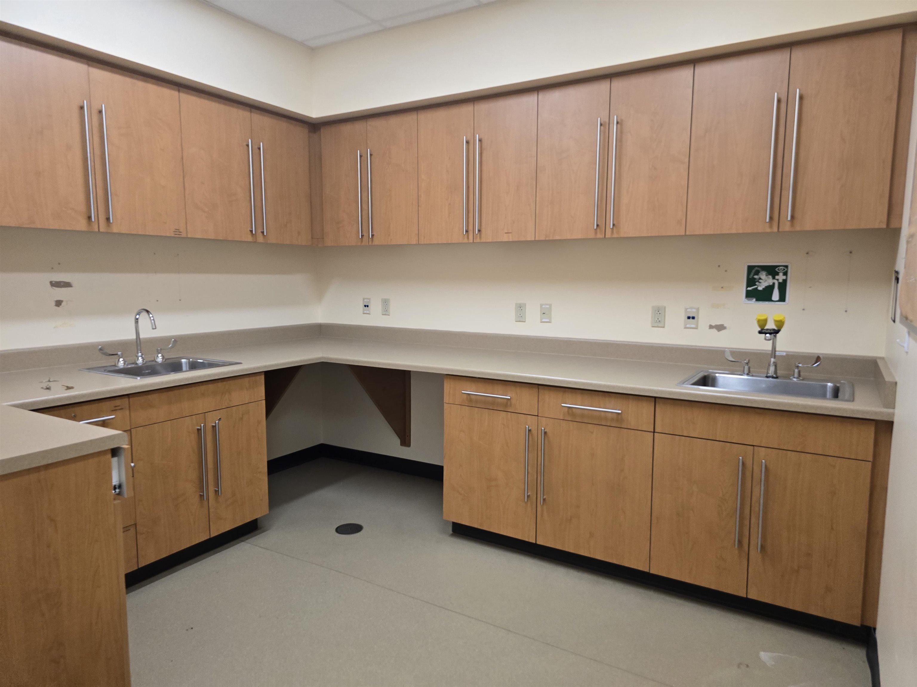 3430 E MAIN STREET, Merrill, Wisconsin 54452, ,Commercial/industrial,For Rent,3430 E MAIN STREET,22503871