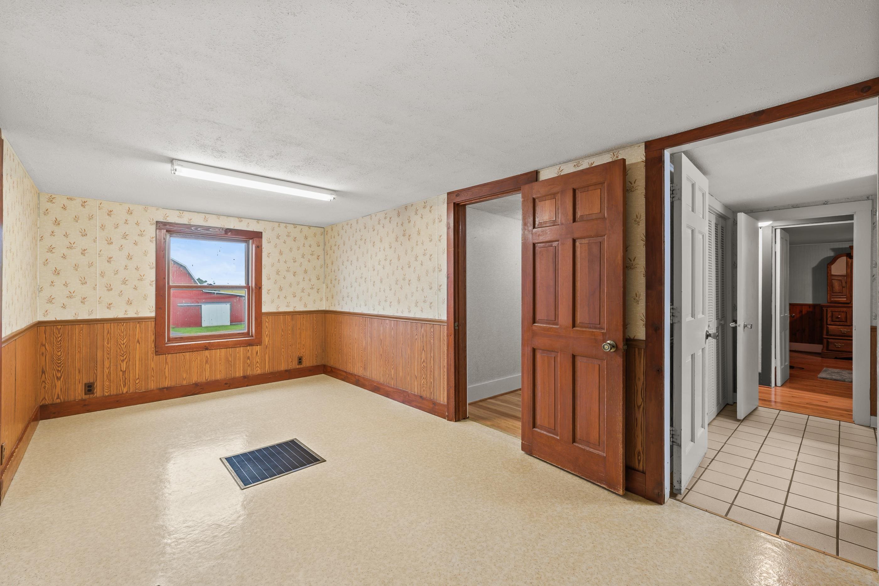 9621 COUNTY ROAD F, Bancroft, Wisconsin 54921, 3 Bedrooms Bedrooms, ,2 BathroomsBathrooms,Residential,For Sale,9621 COUNTY ROAD F,22503913