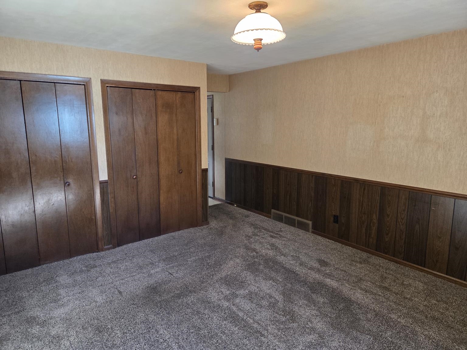 1701 N PALMETTO AVENUE, Marshfield, Wisconsin 54449, 3 Bedrooms Bedrooms, ,2 BathroomsBathrooms,Residential,For Sale,1701 N PALMETTO AVENUE,22503941