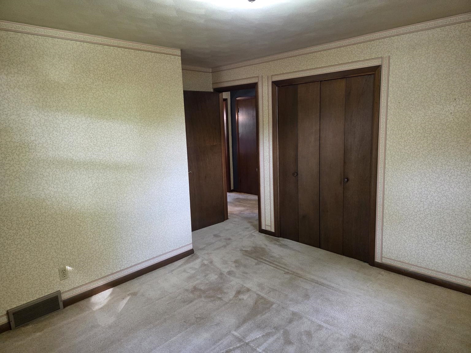 1701 N PALMETTO AVENUE, Marshfield, Wisconsin 54449, 3 Bedrooms Bedrooms, ,2 BathroomsBathrooms,Residential,For Sale,1701 N PALMETTO AVENUE,22503941