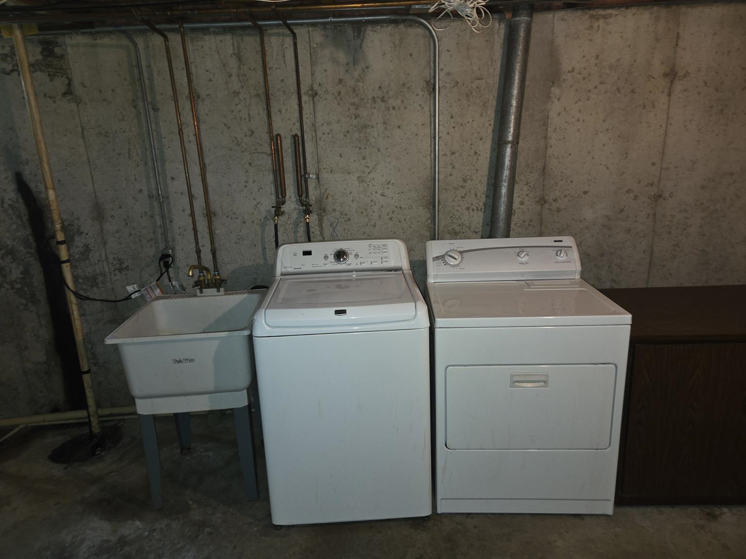 1701 N PALMETTO AVENUE, Marshfield, Wisconsin 54449, 3 Bedrooms Bedrooms, ,2 BathroomsBathrooms,Residential,For Sale,1701 N PALMETTO AVENUE,22503941