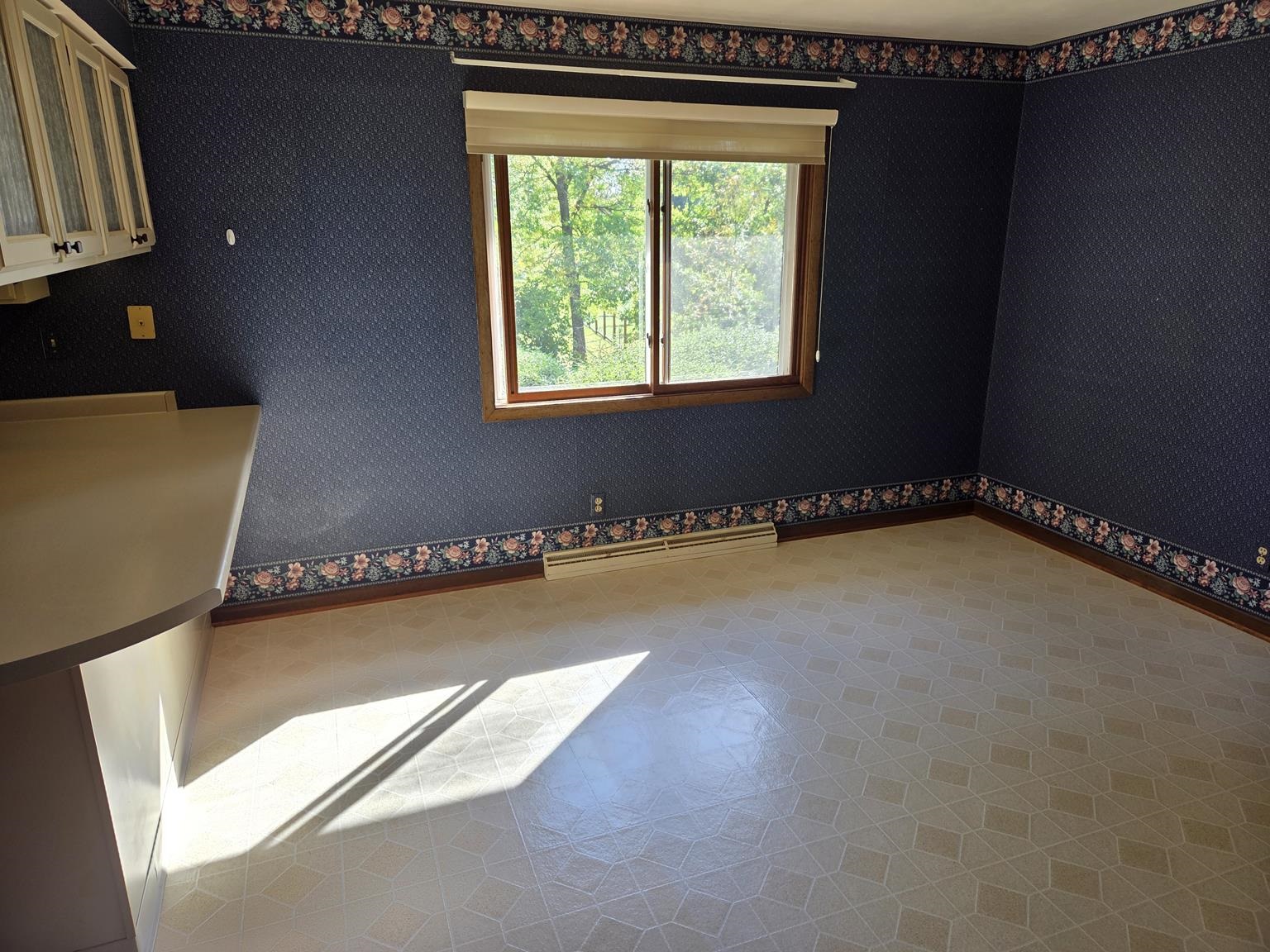 1701 N PALMETTO AVENUE, Marshfield, Wisconsin 54449, 3 Bedrooms Bedrooms, ,2 BathroomsBathrooms,Residential,For Sale,1701 N PALMETTO AVENUE,22503941