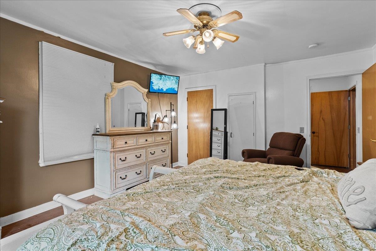 718 S DRAKE AVENUE, Marshfield, Wisconsin 54449-9999, 4 Bedrooms Bedrooms, ,3 BathroomsBathrooms,Residential,For Sale,718 S DRAKE AVENUE,22504034