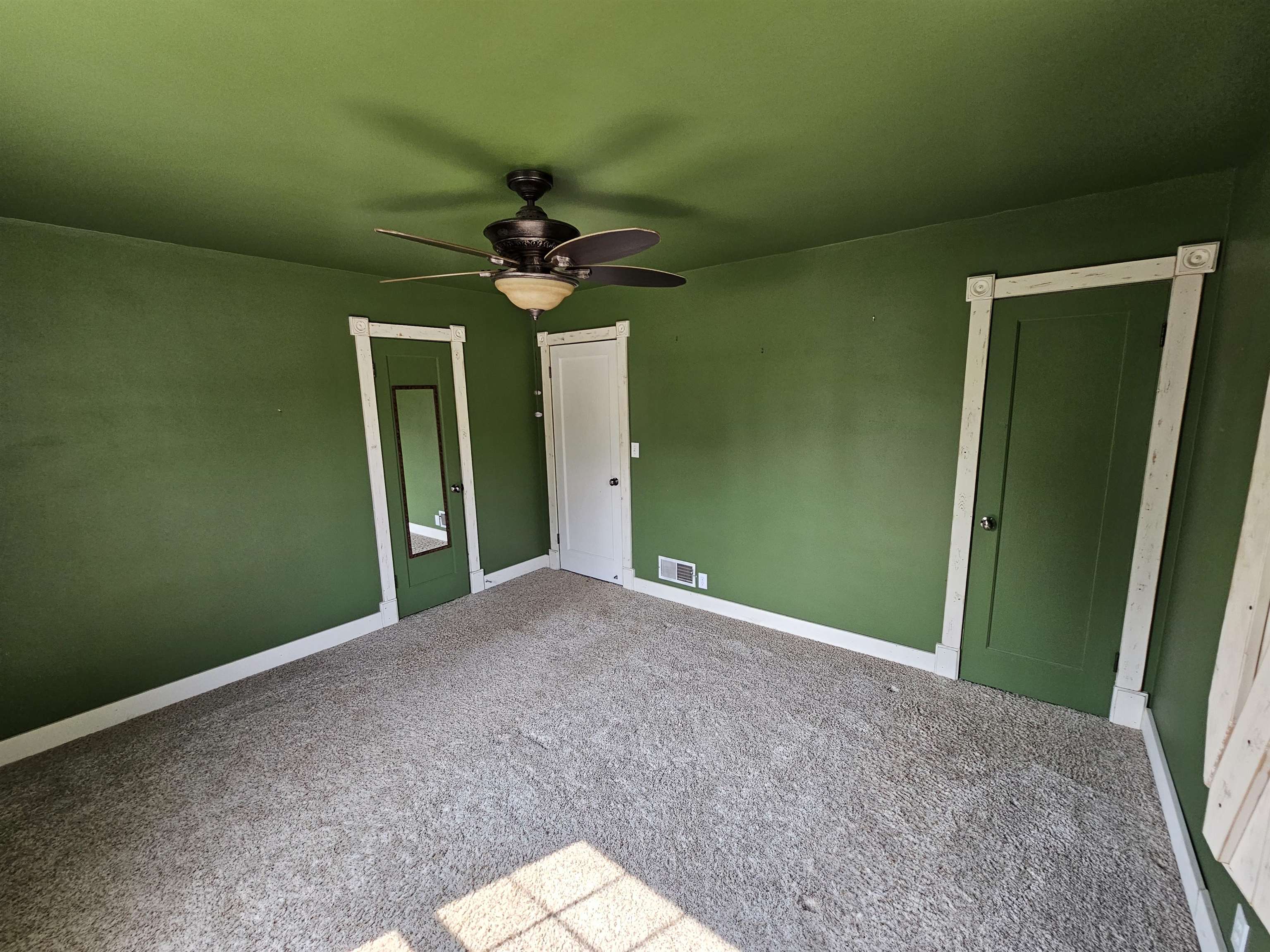 405 E PINE STREET, Medford, Wisconsin 54451, 3 Bedrooms Bedrooms, ,1 BathroomBathrooms,Residential,For Sale,405 E PINE STREET,22504181