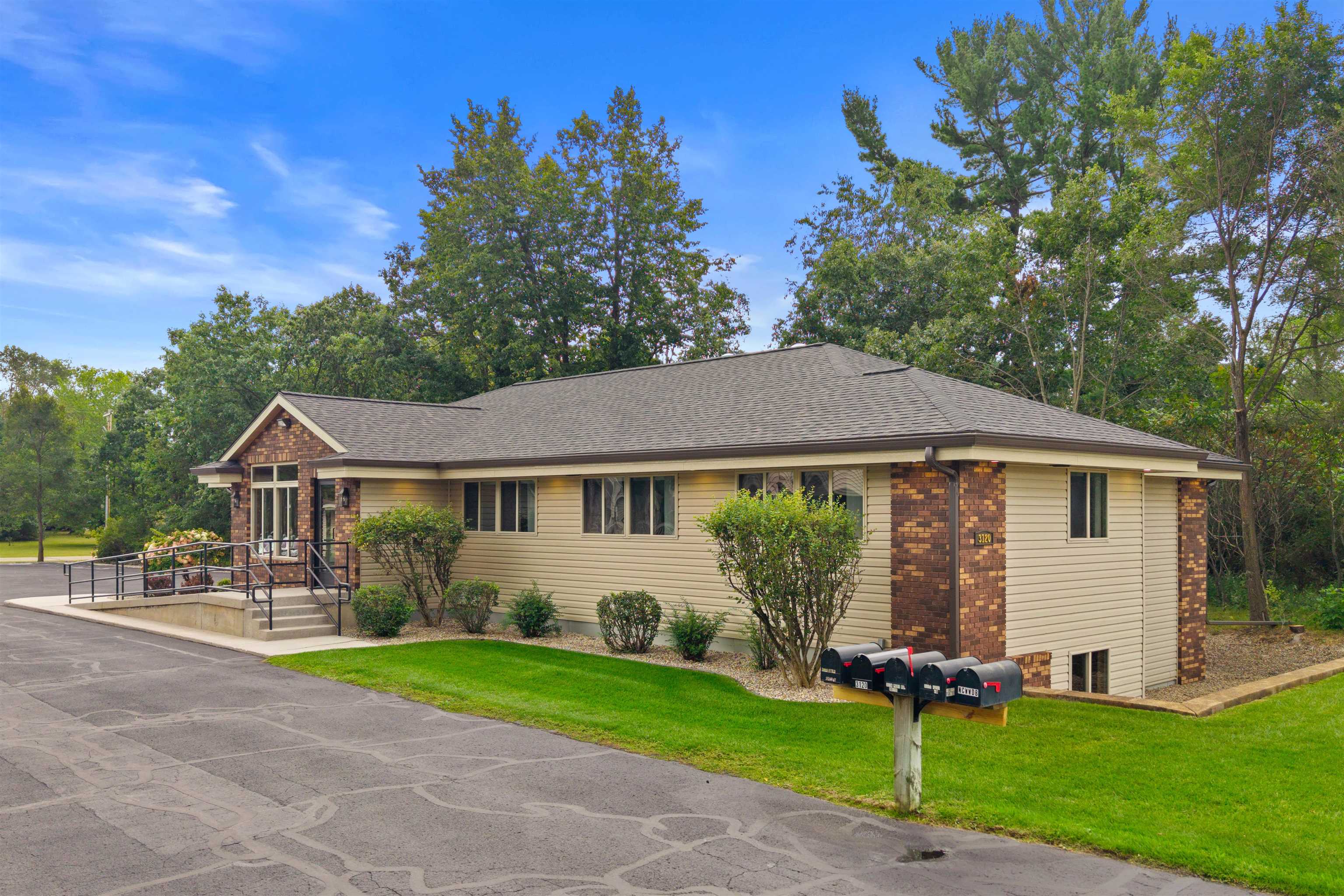 3120 POST ROAD, Stevens Point, Wisconsin 54481, ,Commercial/industrial,For Rent,3120 POST ROAD,22504237