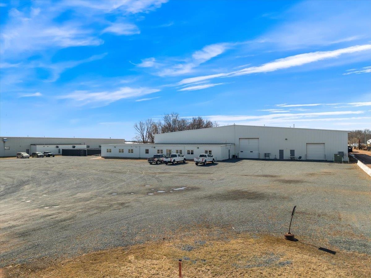 2402 S GALVIN AVENUE, Marshfield, Wisconsin 54449, ,Commercial/industrial,For Sale,2402 S GALVIN AVENUE,22504252