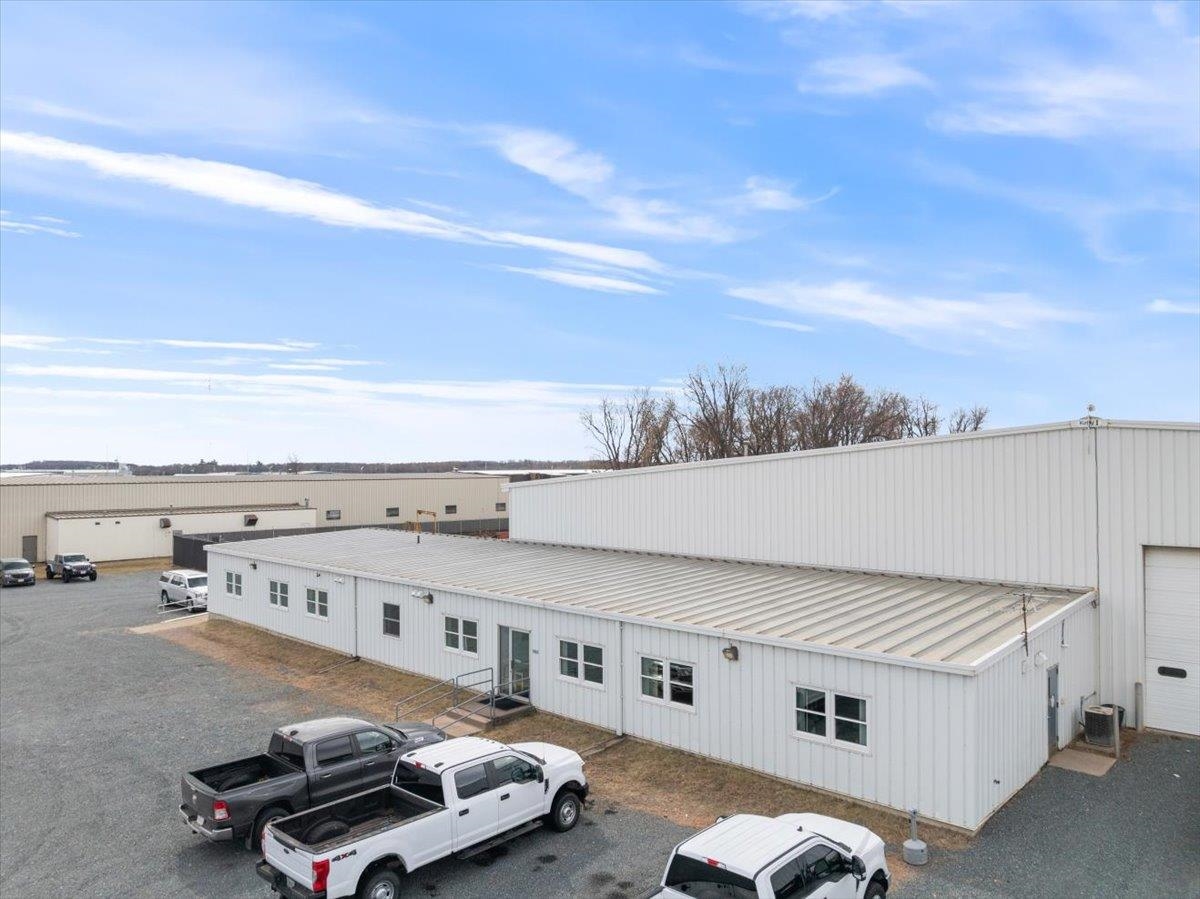 2402 S GALVIN AVENUE, Marshfield, Wisconsin 54449, ,Commercial/industrial,For Sale,2402 S GALVIN AVENUE,22504252