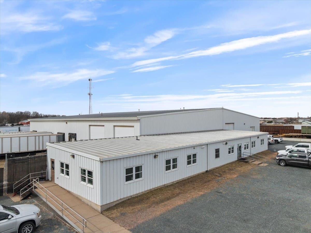2402 S GALVIN AVENUE, Marshfield, Wisconsin 54449, ,Commercial/industrial,For Sale,2402 S GALVIN AVENUE,22504252