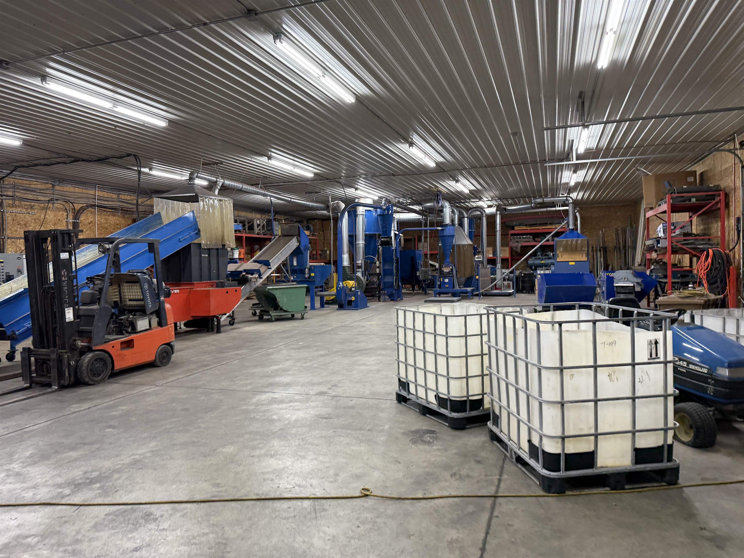 1975 SPINDT DRIVE, Waupaca, Wisconsin 54981, ,Commercial/industrial,For Sale,1975 SPINDT DRIVE,22504383