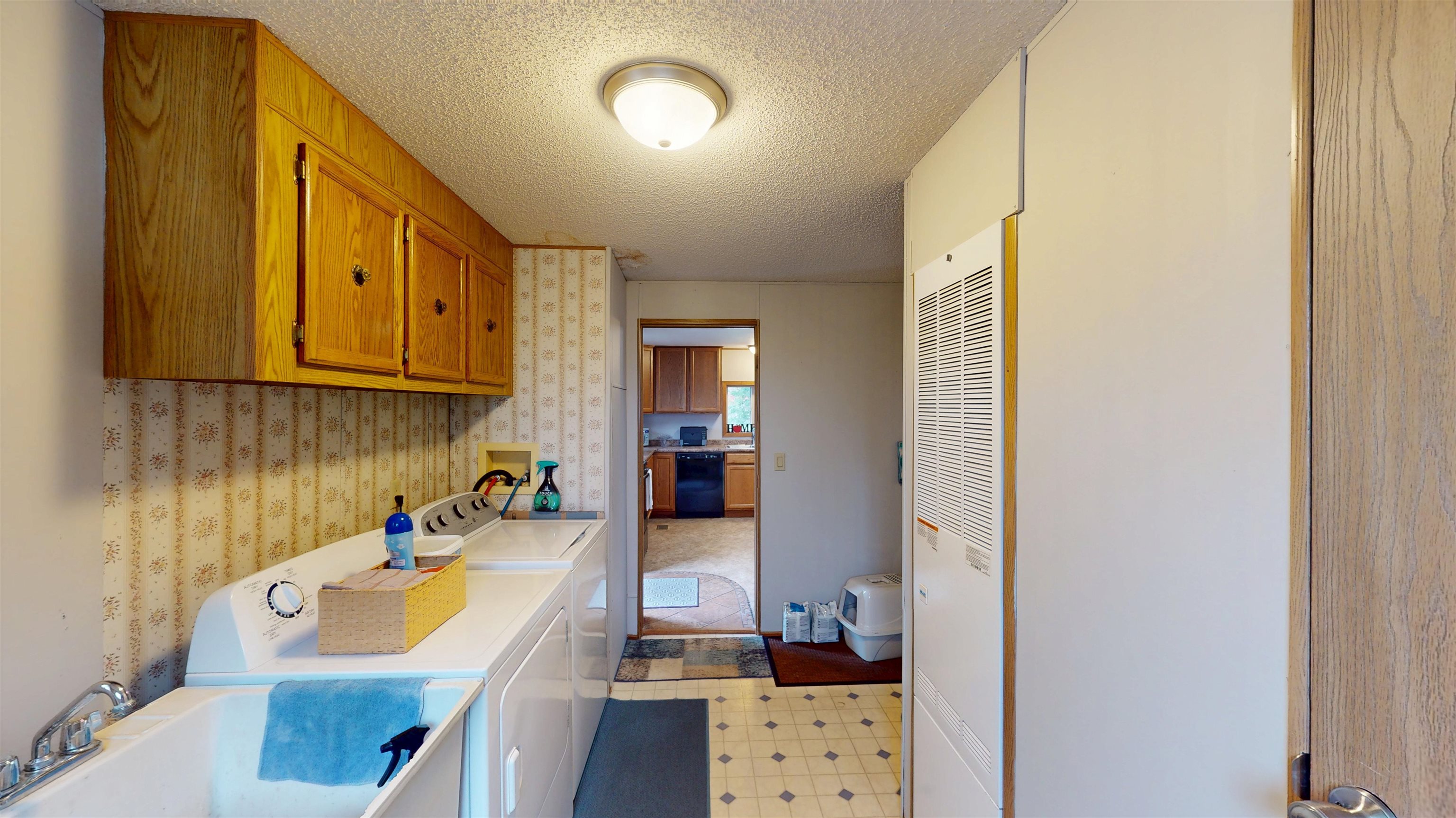 126300 COUNTY ROAD C, Stratford, Wisconsin 54484, 2 Bedrooms Bedrooms, ,1 BathroomBathrooms,Residential,For Sale,126300 COUNTY ROAD C,22504384