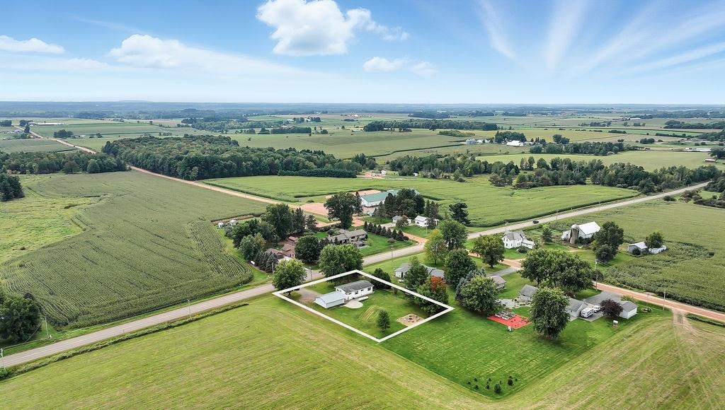 126300 COUNTY ROAD C, Stratford, Wisconsin 54484, 2 Bedrooms Bedrooms, ,1 BathroomBathrooms,Residential,For Sale,126300 COUNTY ROAD C,22504384