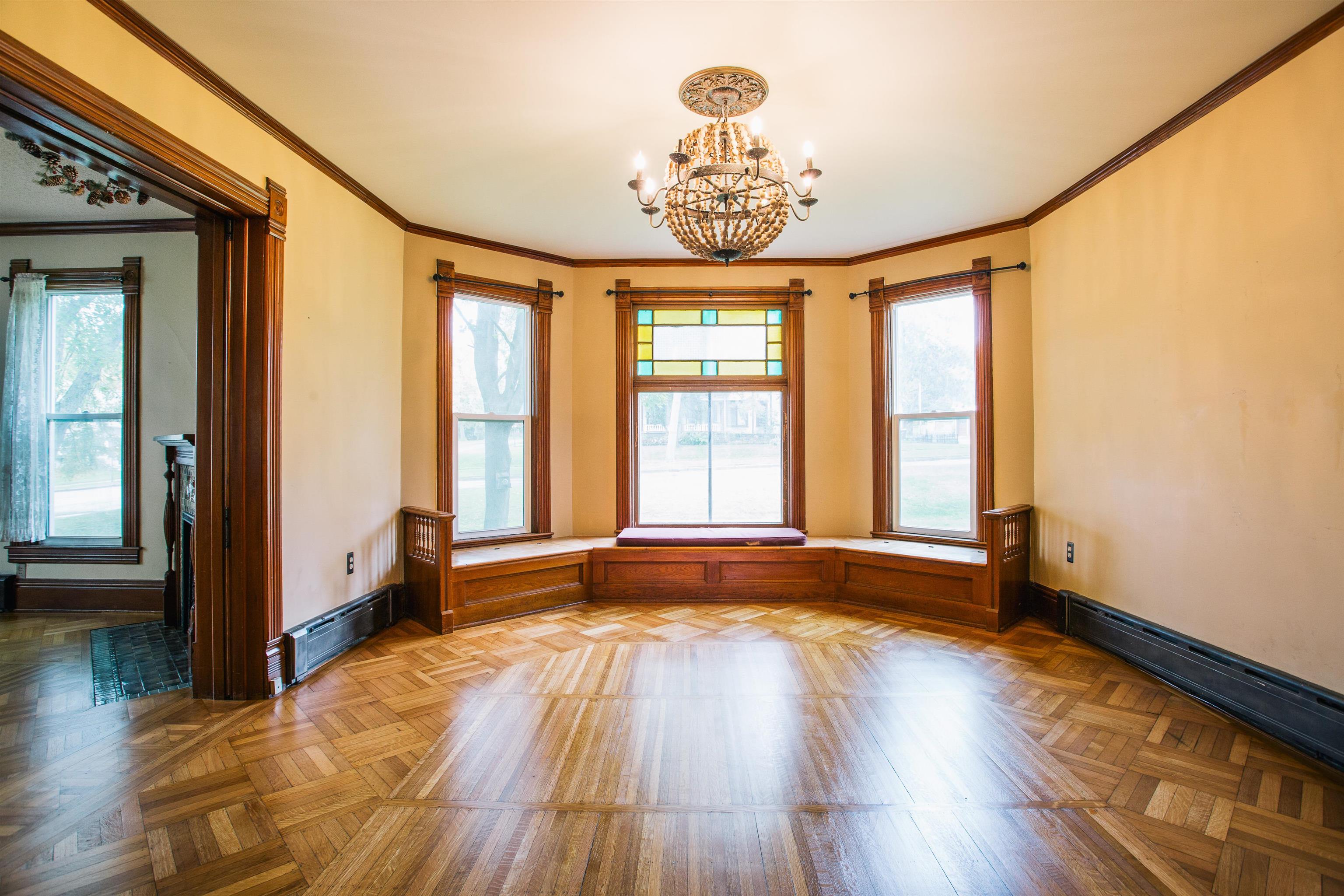 202 CLAY STREET, Neillsville, Wisconsin 54456, 4 Bedrooms Bedrooms, ,3 BathroomsBathrooms,Residential,For Sale,202 CLAY STREET,22504422